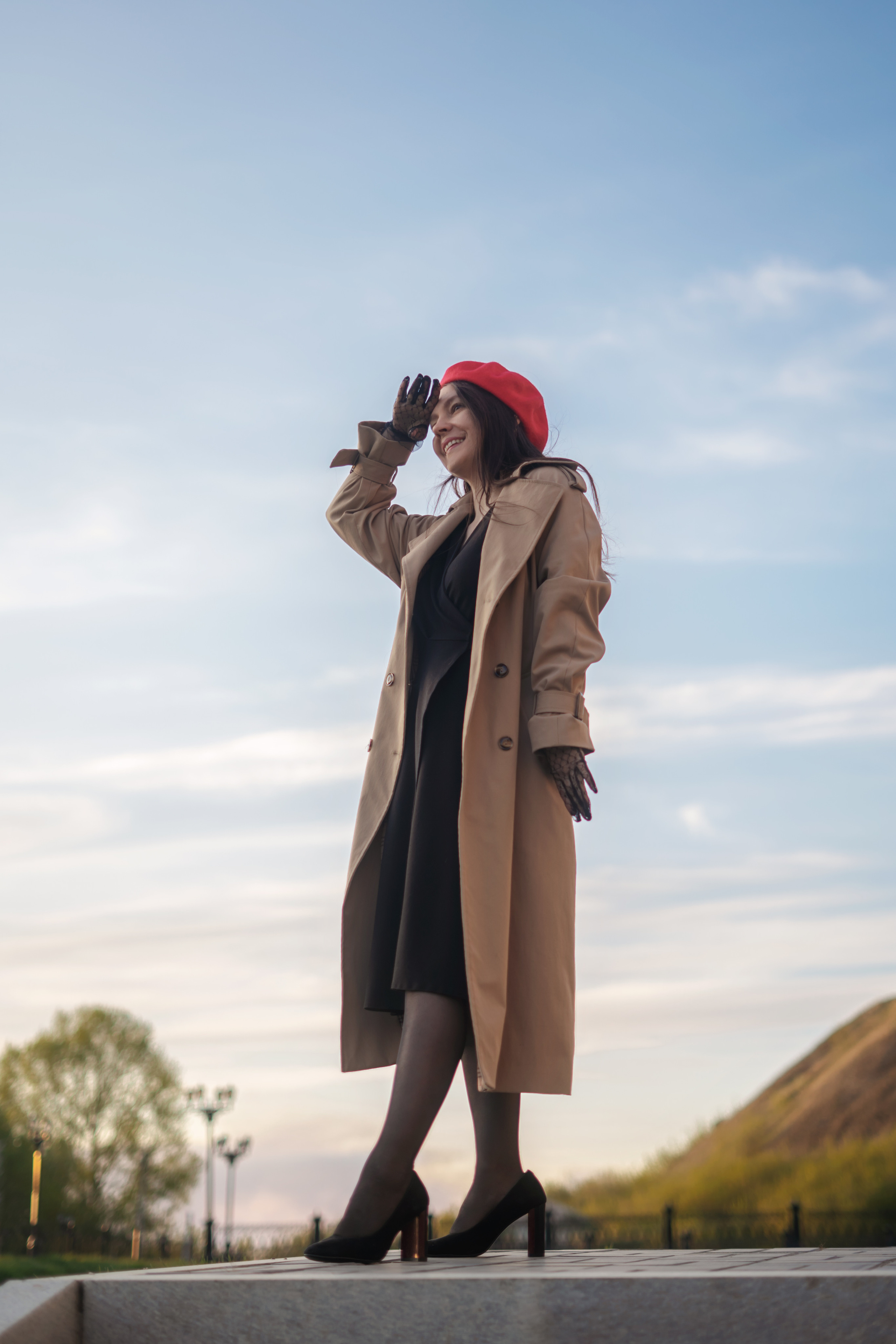 Надежда. Городская съемка во французком стиле. Мила Посвит Фотограф новорожденных в Тобольске