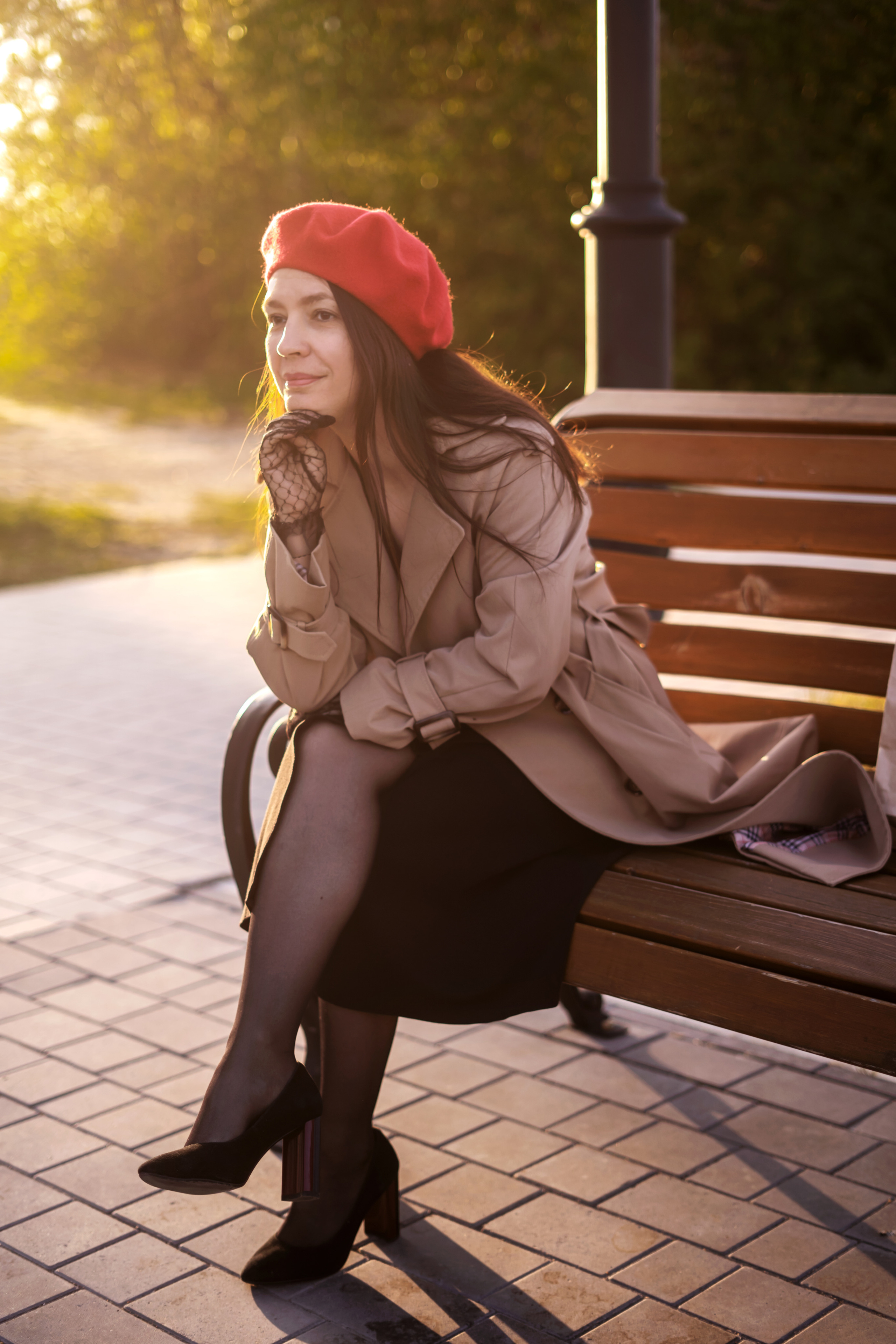 Надежда. Городская съемка во французком стиле. Мила Посвит Фотограф новорожденных в Тобольске