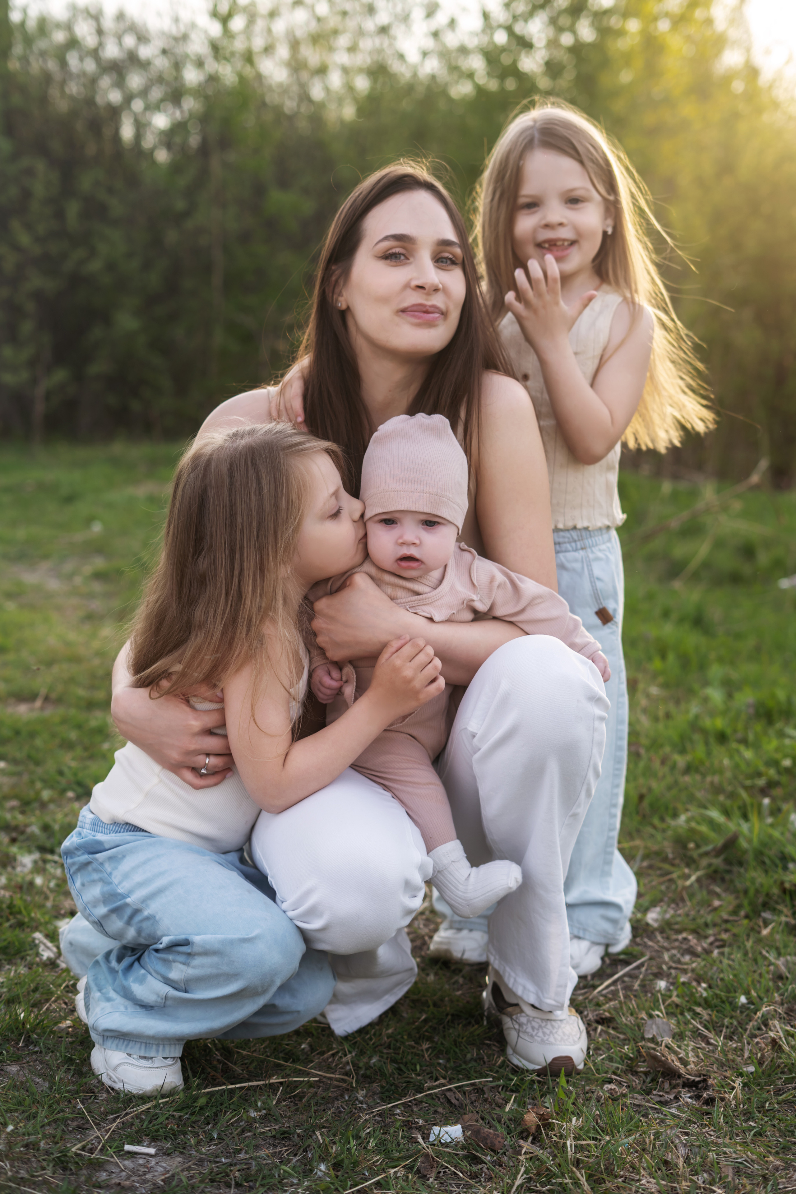 Семейная прогулочная фотосъемка Тобольск. Мила Посвит Фотограф новорожденных в Тобольске
