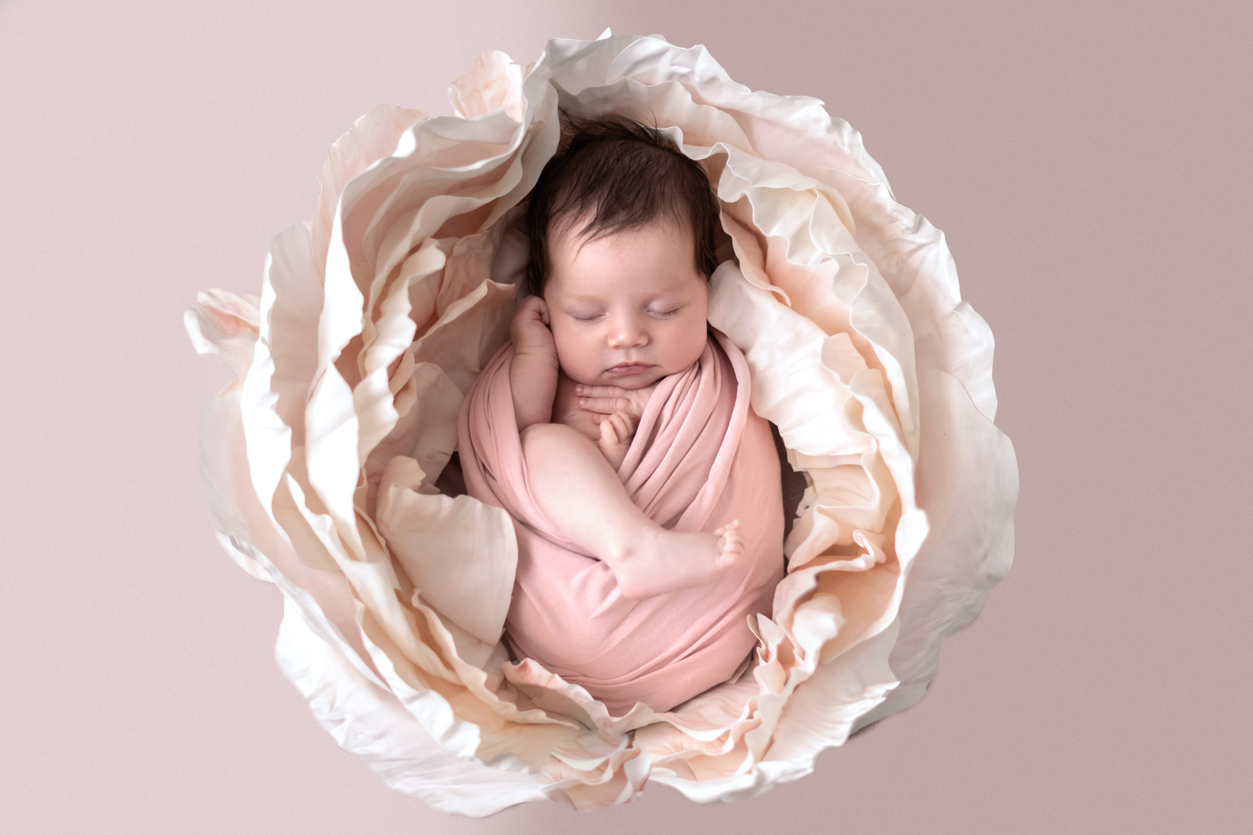 Девочки. Мила Посвит Фотограф новорожденных в Тобольске