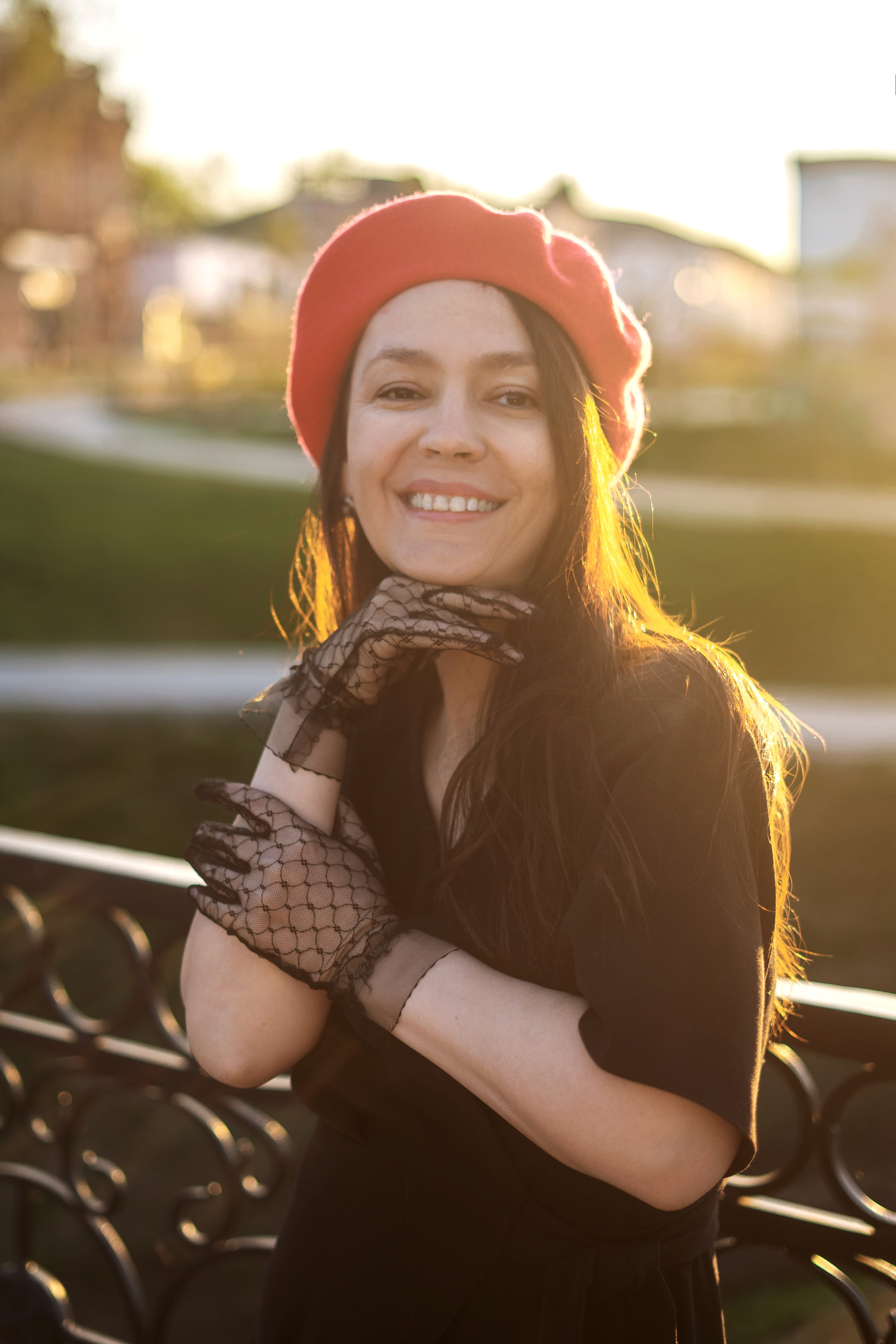 Надежда. Городская съемка во французком стиле. Мила Посвит Фотограф новорожденных в Тобольске