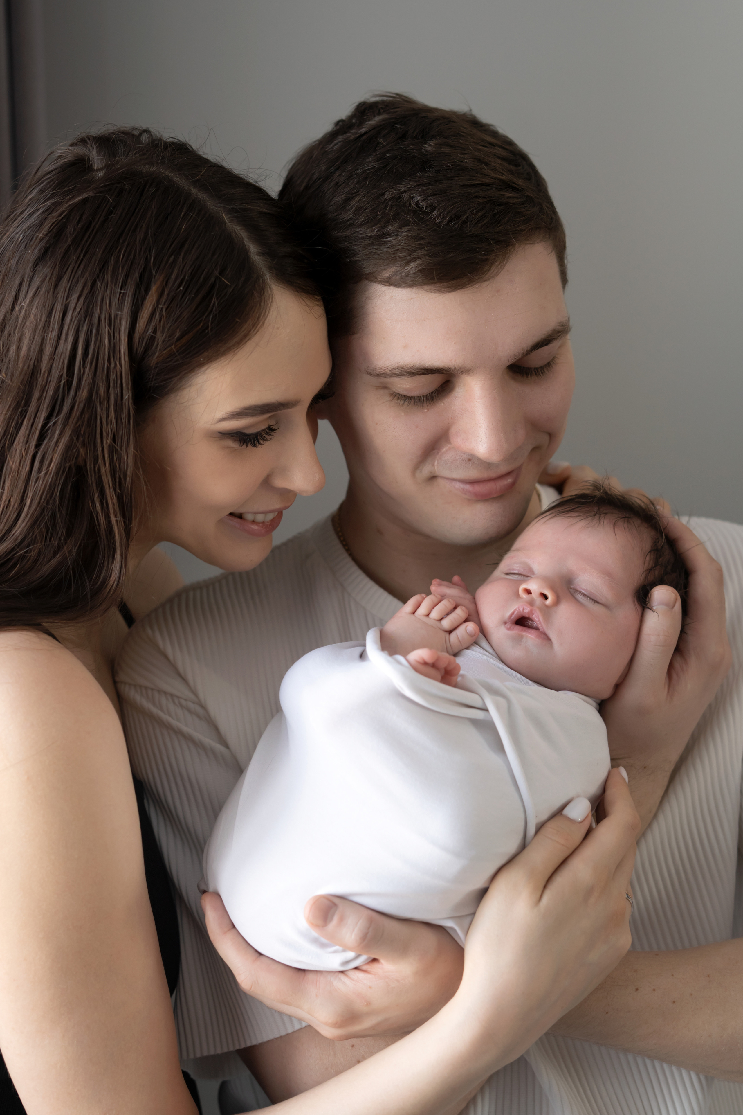 Фото с родителями. Мила Посвит Фотограф новорожденных в Тобольске