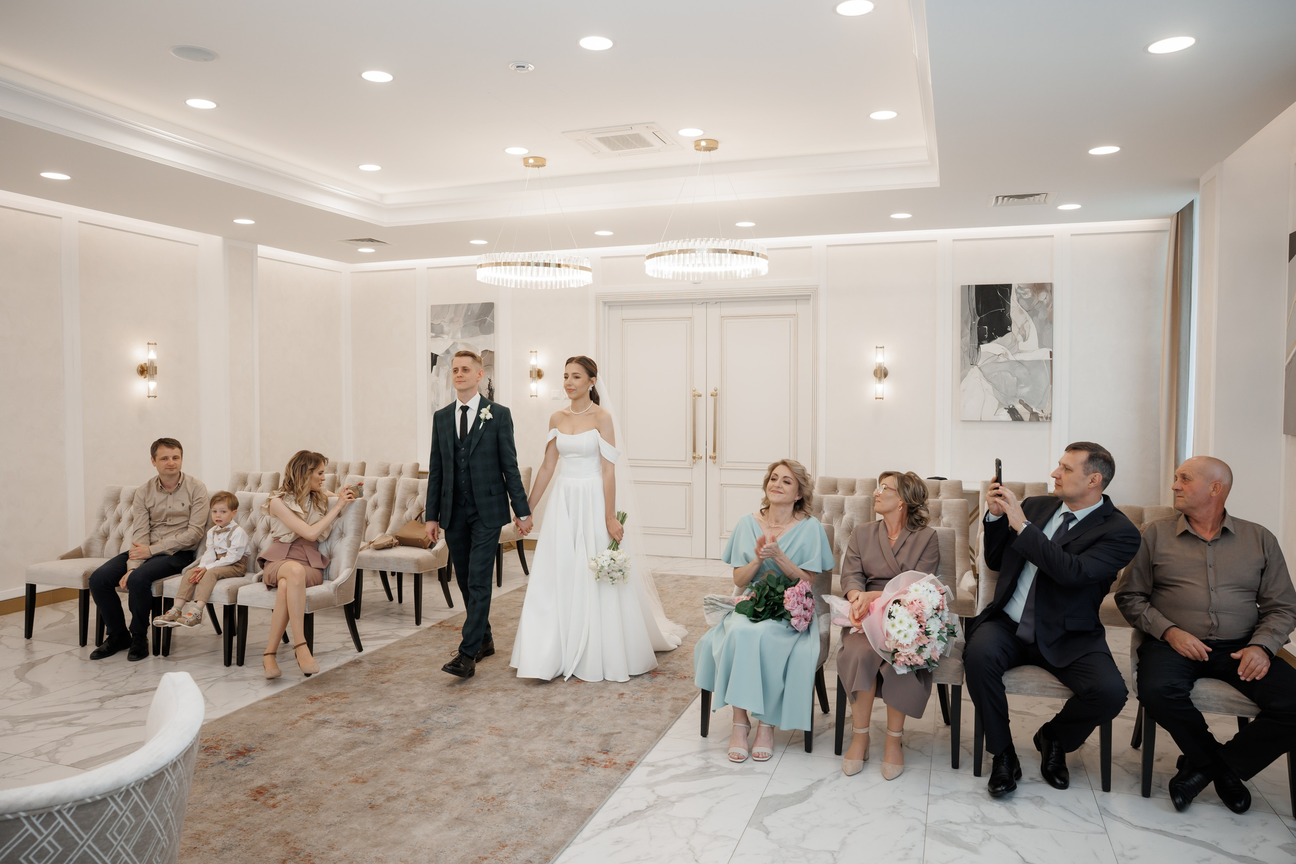 Регистрация в отеле Fish Point, ЗАГС Бутово, прогулка в Остафьево. Свадебный и репортажный фотограф (Москва, Королев и другие)