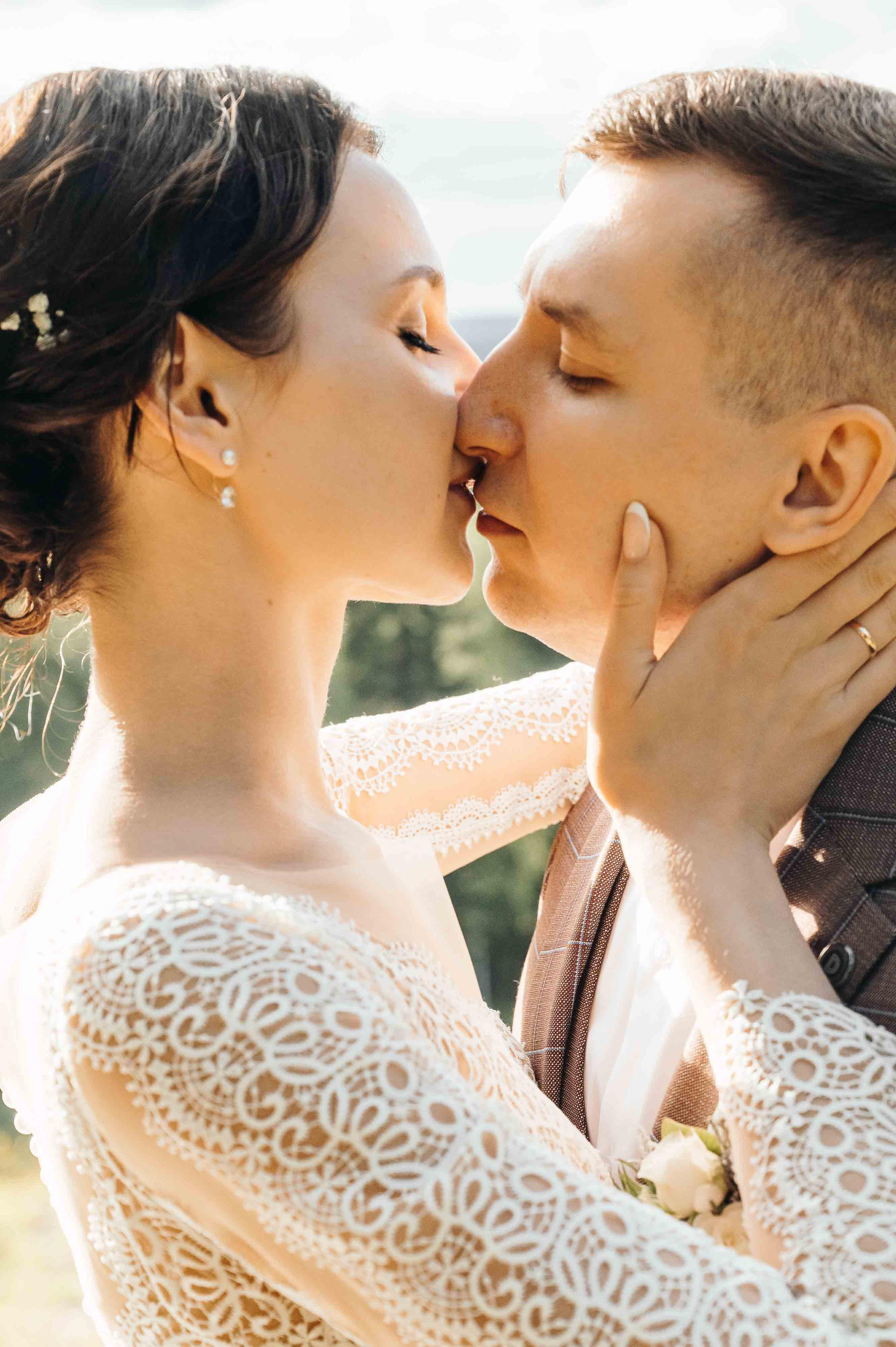 Свадебная фотосессия и прогулка на свежем воздухе. Свадебный и семейный фотограф в Котласе Никита Попов