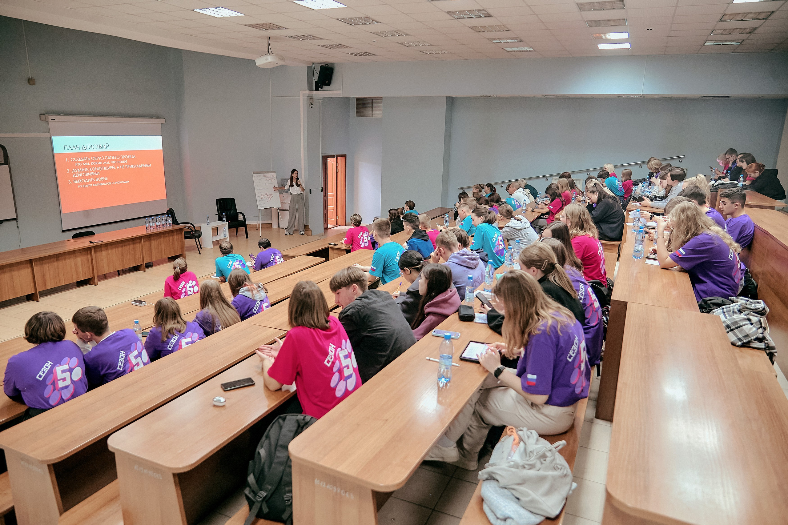 Большая перемена. Фотограф Яковлев Роман — Красноярск