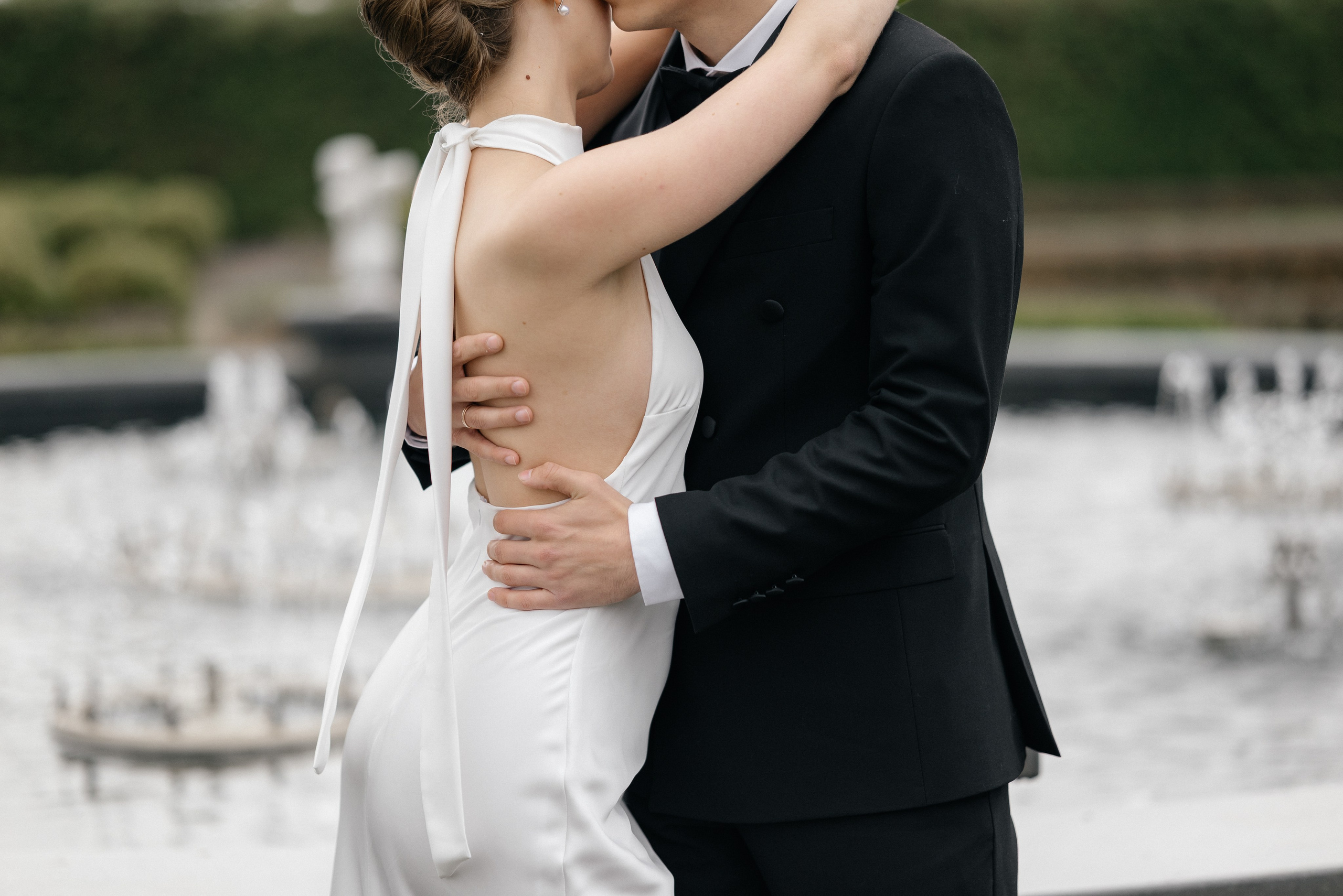 Wedding day in Martinique Bar. Wedding PHOTOGRAPHER Andrew Vnukov