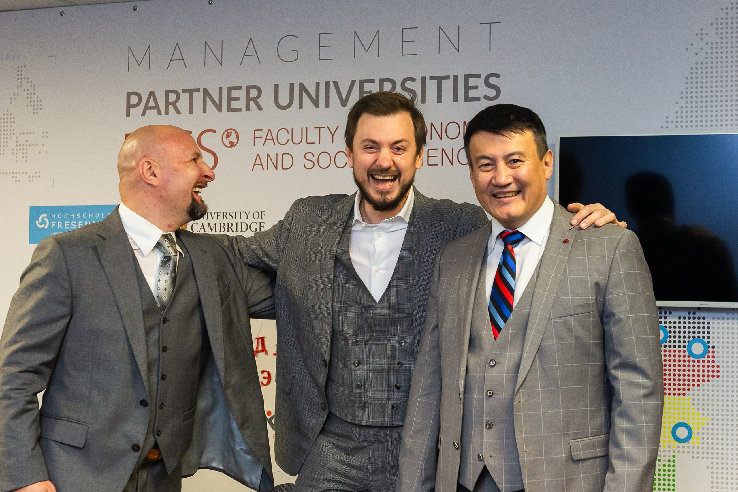 Репортажный фотограф на вручение дипломов. Фотосессии в Москве, женский и семейный фотограф Юлия Михайленко