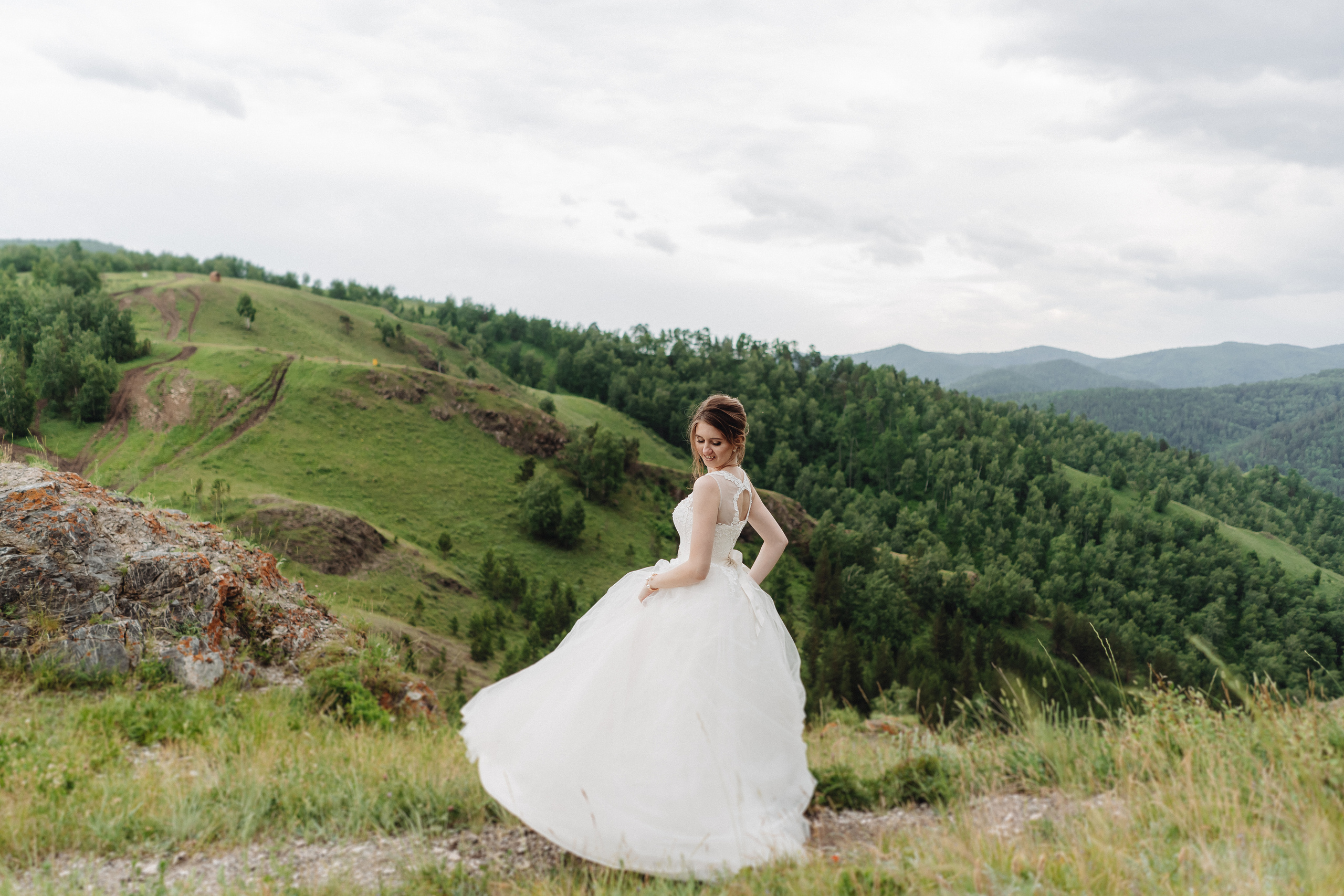 Свадебная фотосъемка и лавстори. Семейный и контент фотограф в Красноярске Власова Екатерина