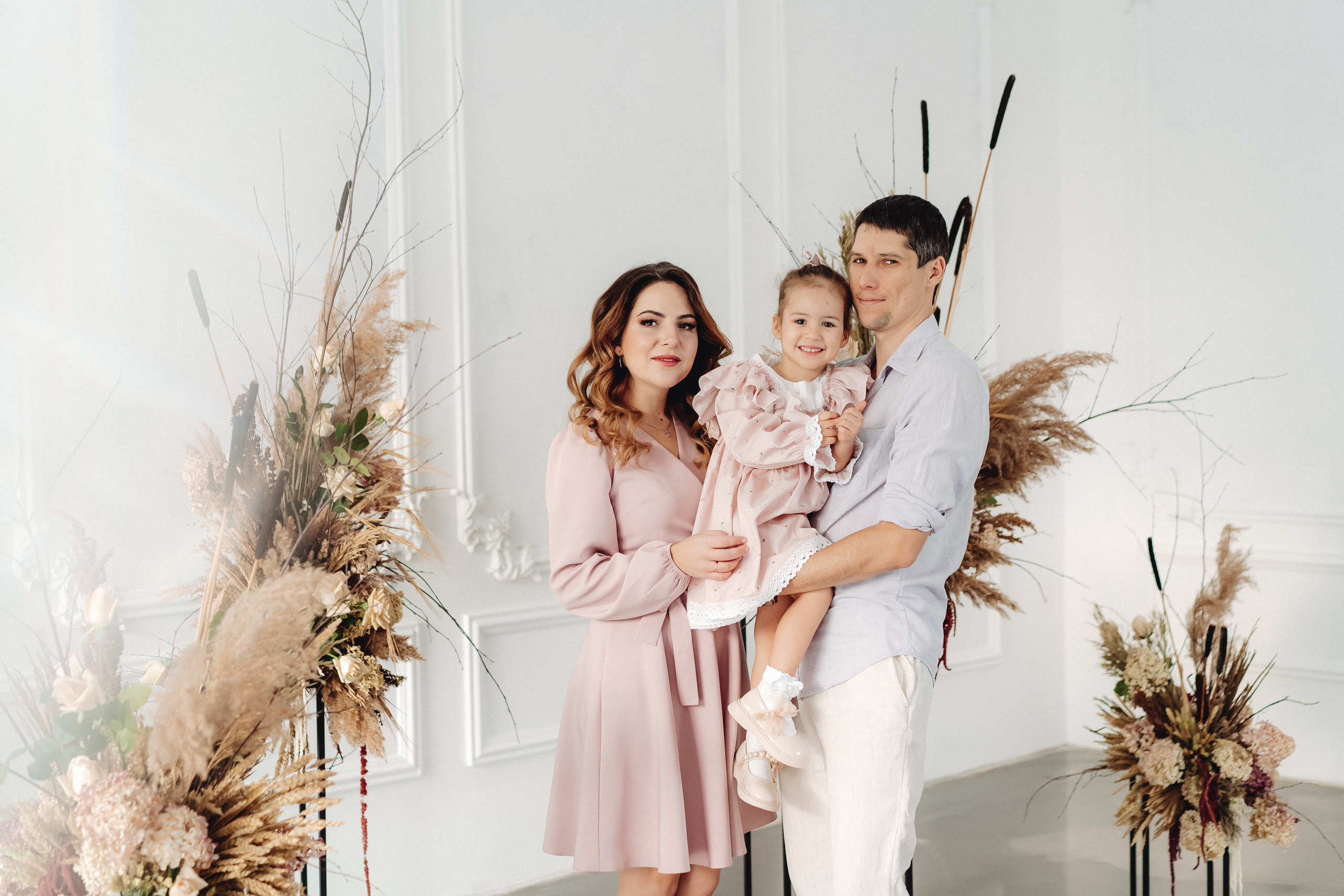 В студии и дома. Семейный и контент фотограф в Красноярске Власова Екатерина