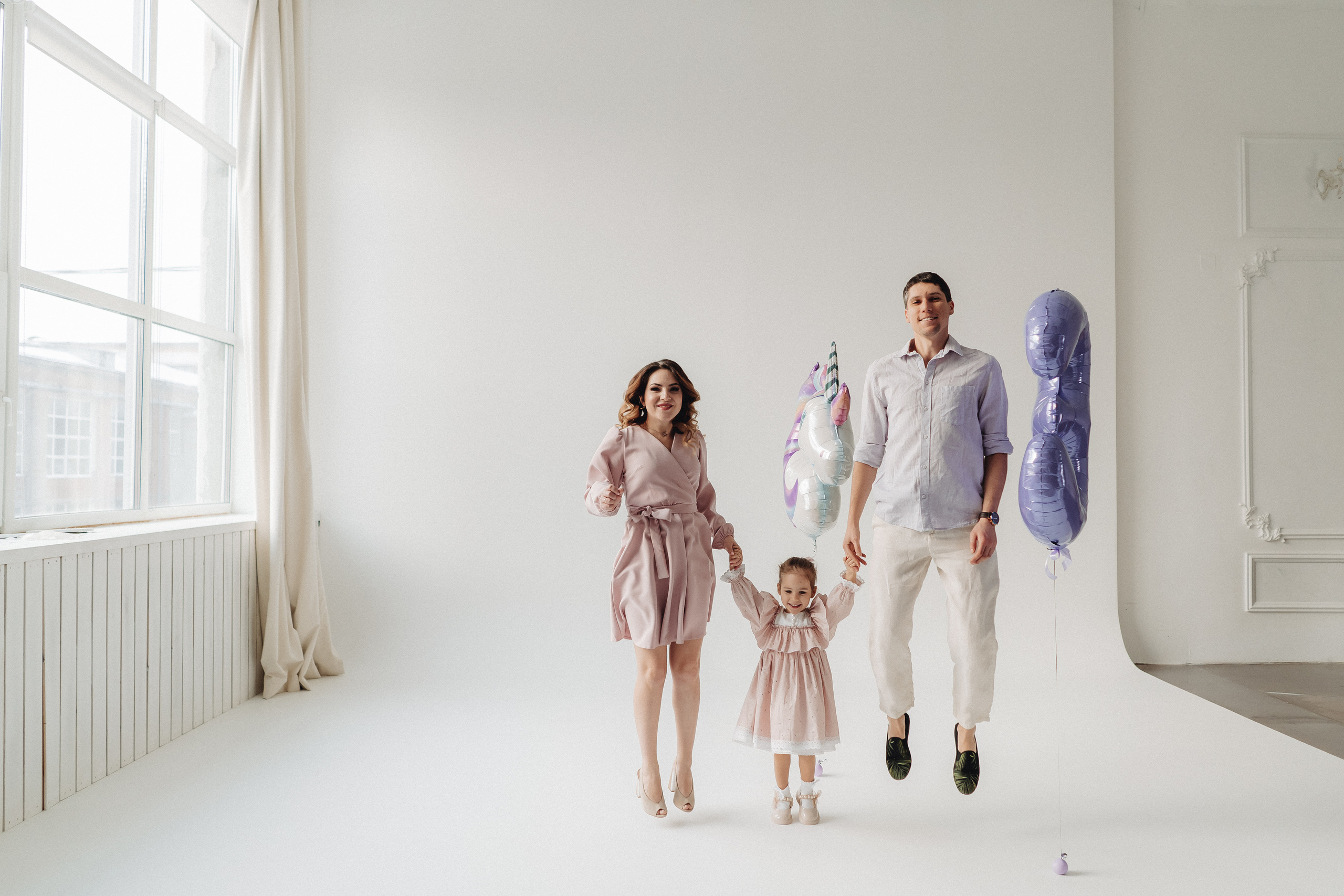 В студии и дома. Семейный и контент фотограф в Красноярске Власова Екатерина