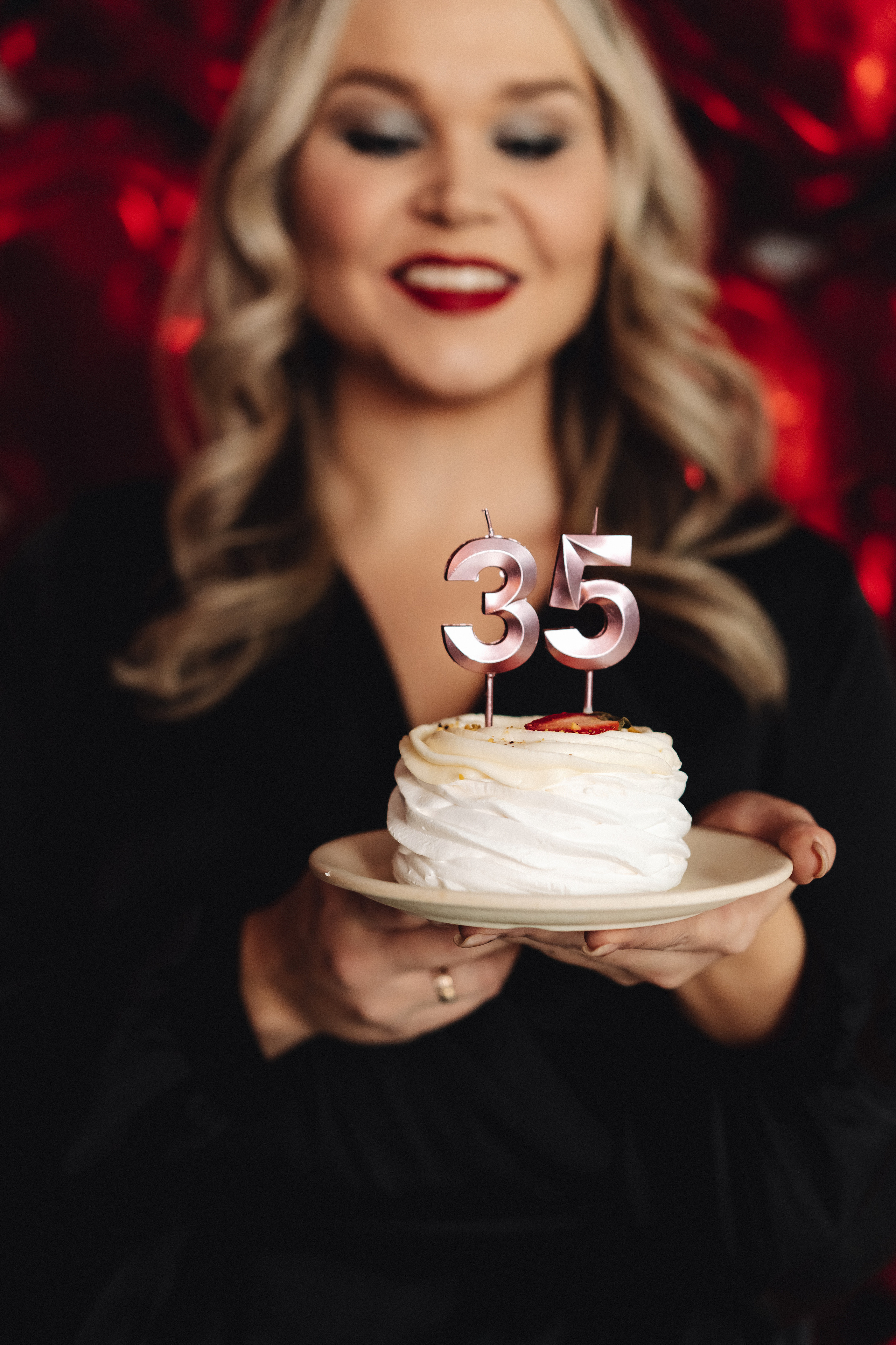 В студии. Семейный и контент фотограф в Красноярске Власова Екатерина