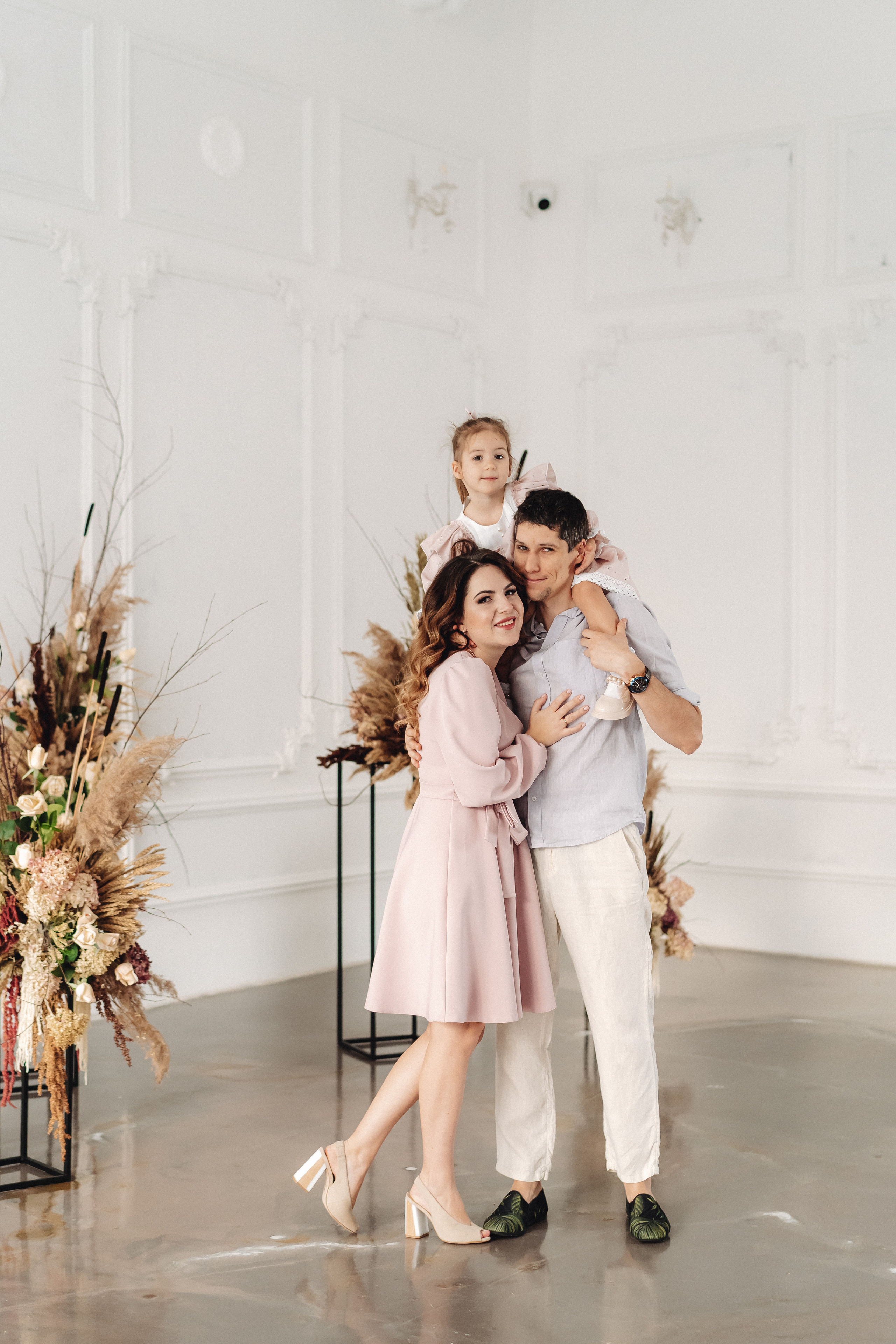 В студии и дома. Семейный и контент фотограф в Красноярске Власова Екатерина