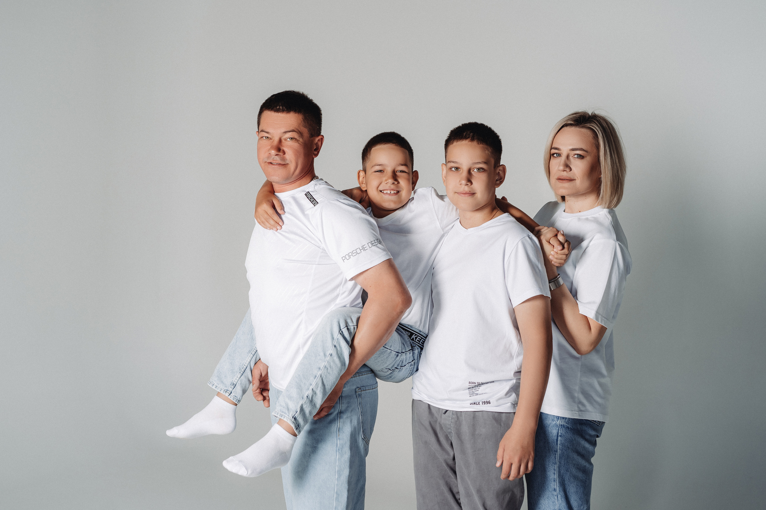 В студии и дома. Семейный и контент фотограф в Красноярске Власова Екатерина