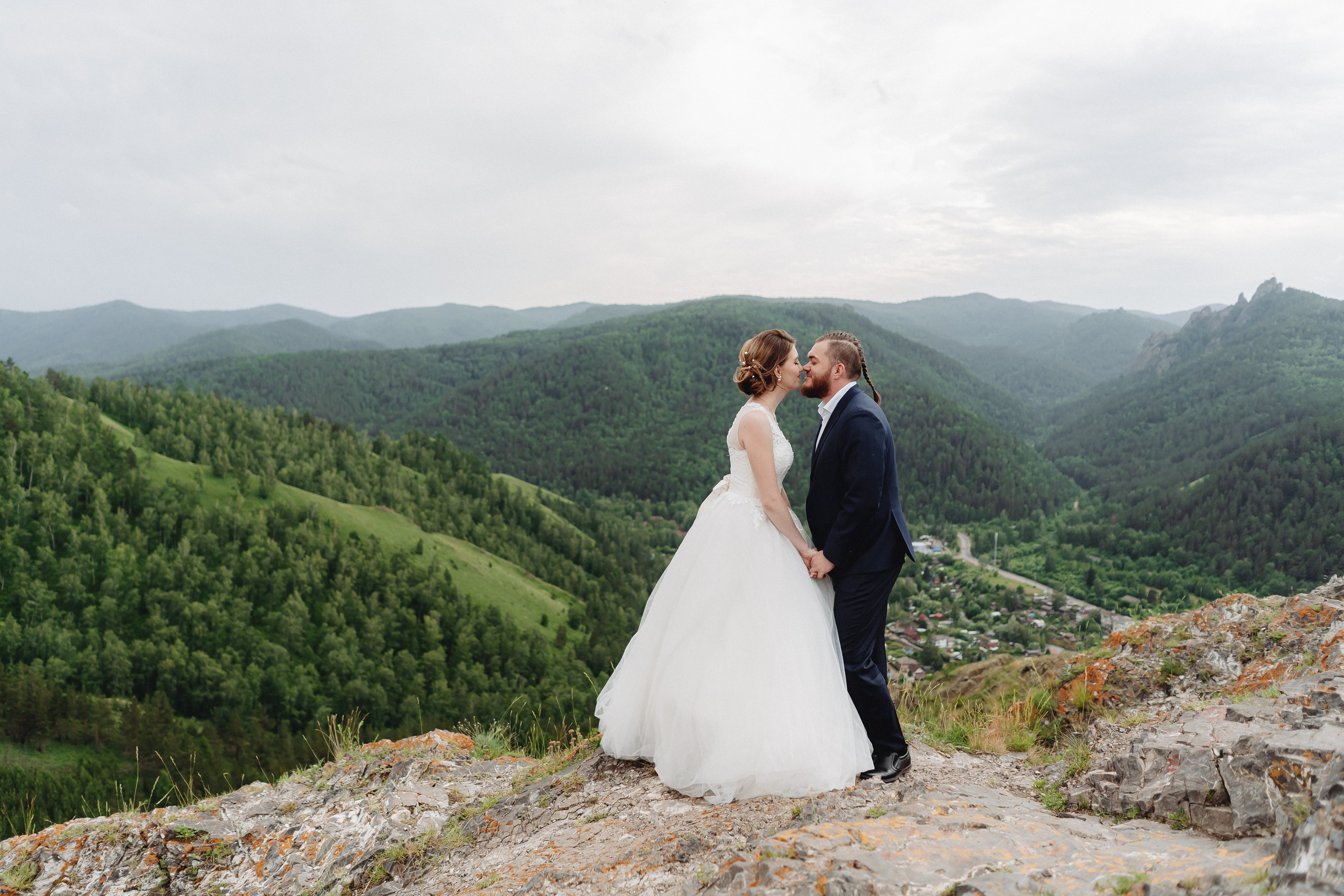 Свадебная фотосъемка и лавстори. Семейный и контент фотограф в Красноярске Власова Екатерина