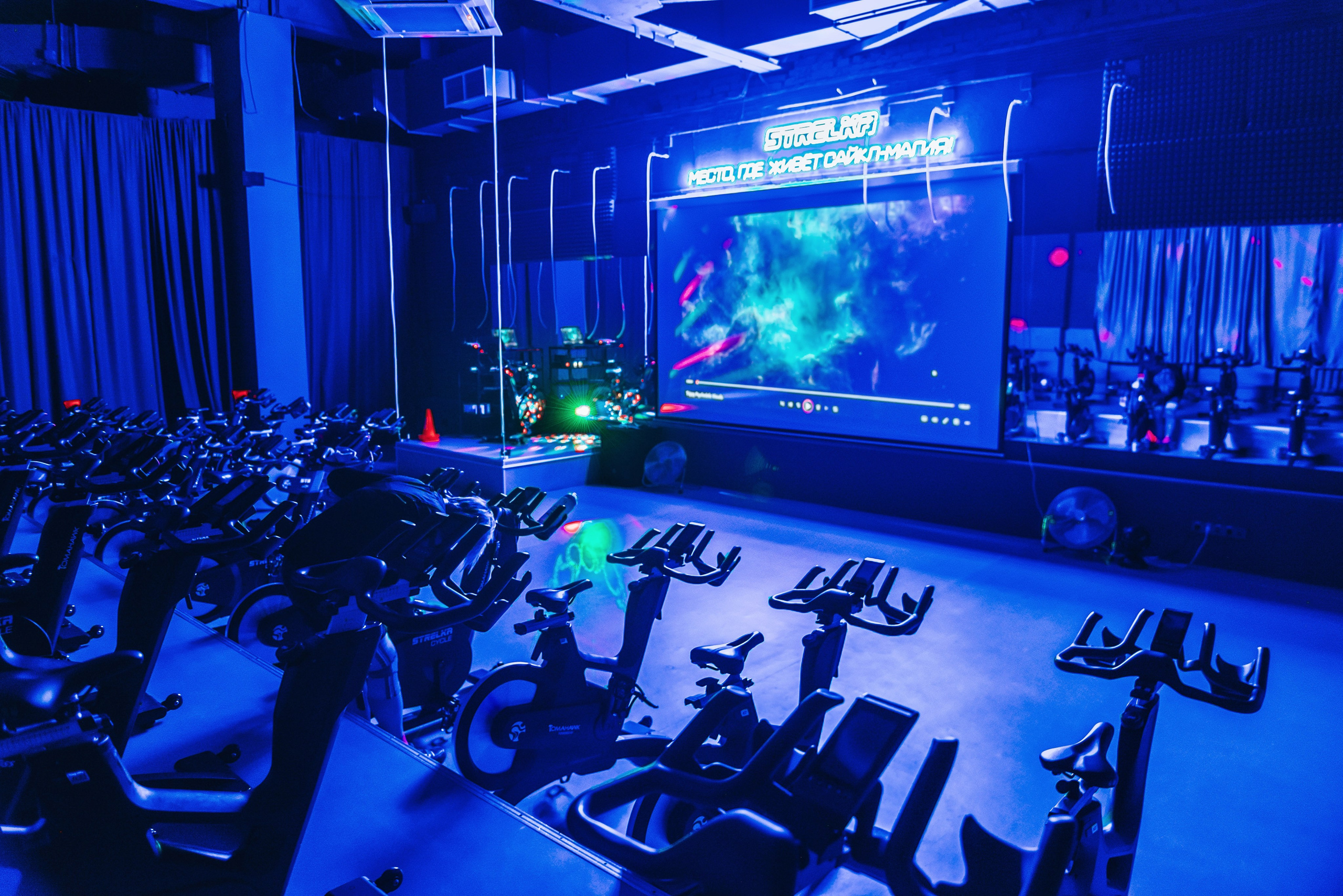 Сайкл-студия «Стрелка», заезд. Школьный, фэшн фотограф в Тюмени и в России Ирина Королева