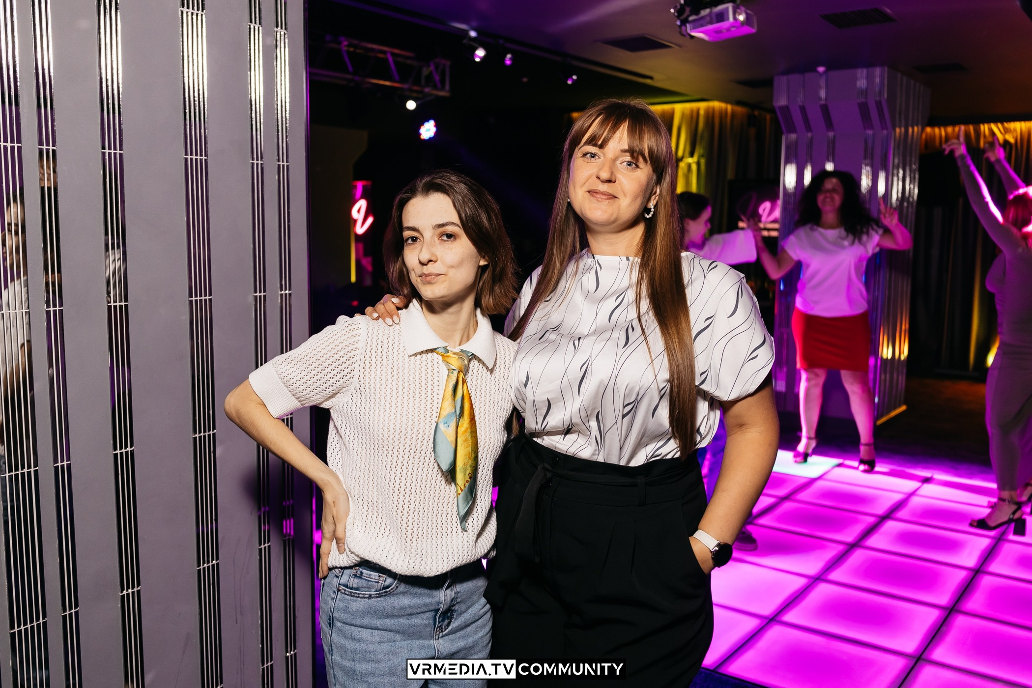 Выходные в караоке-баре «Volna»