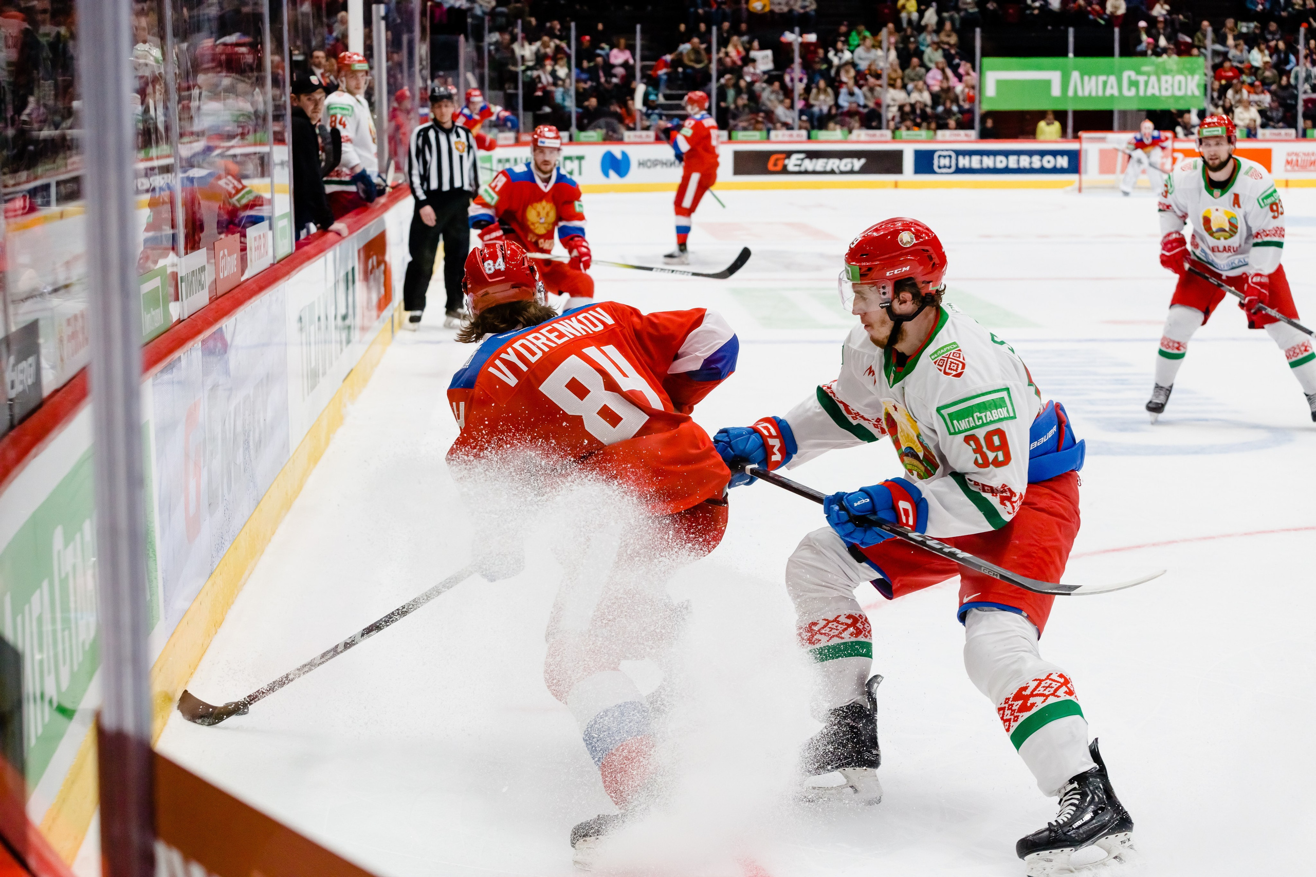 Россия — Беларусь. Свадебный и репортажный фотограф в Омске. Червоткин Никита
