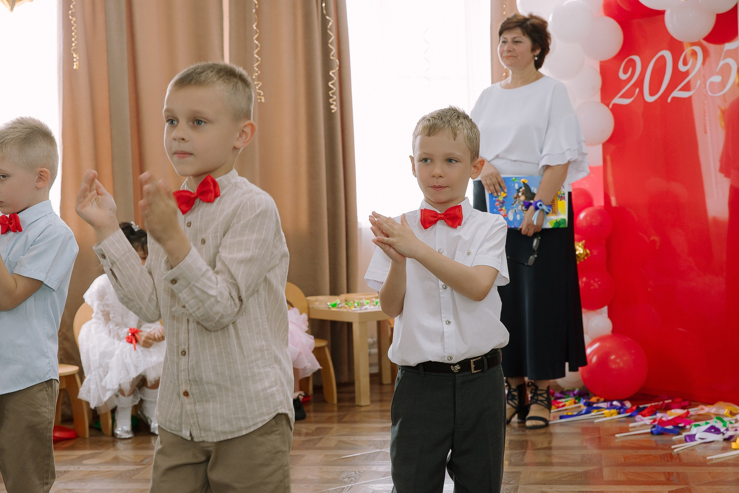 Выпускной в ДС 26. Выпускные альбомы Натальи Бутко: Новороссийск, Анапа, Геленджик