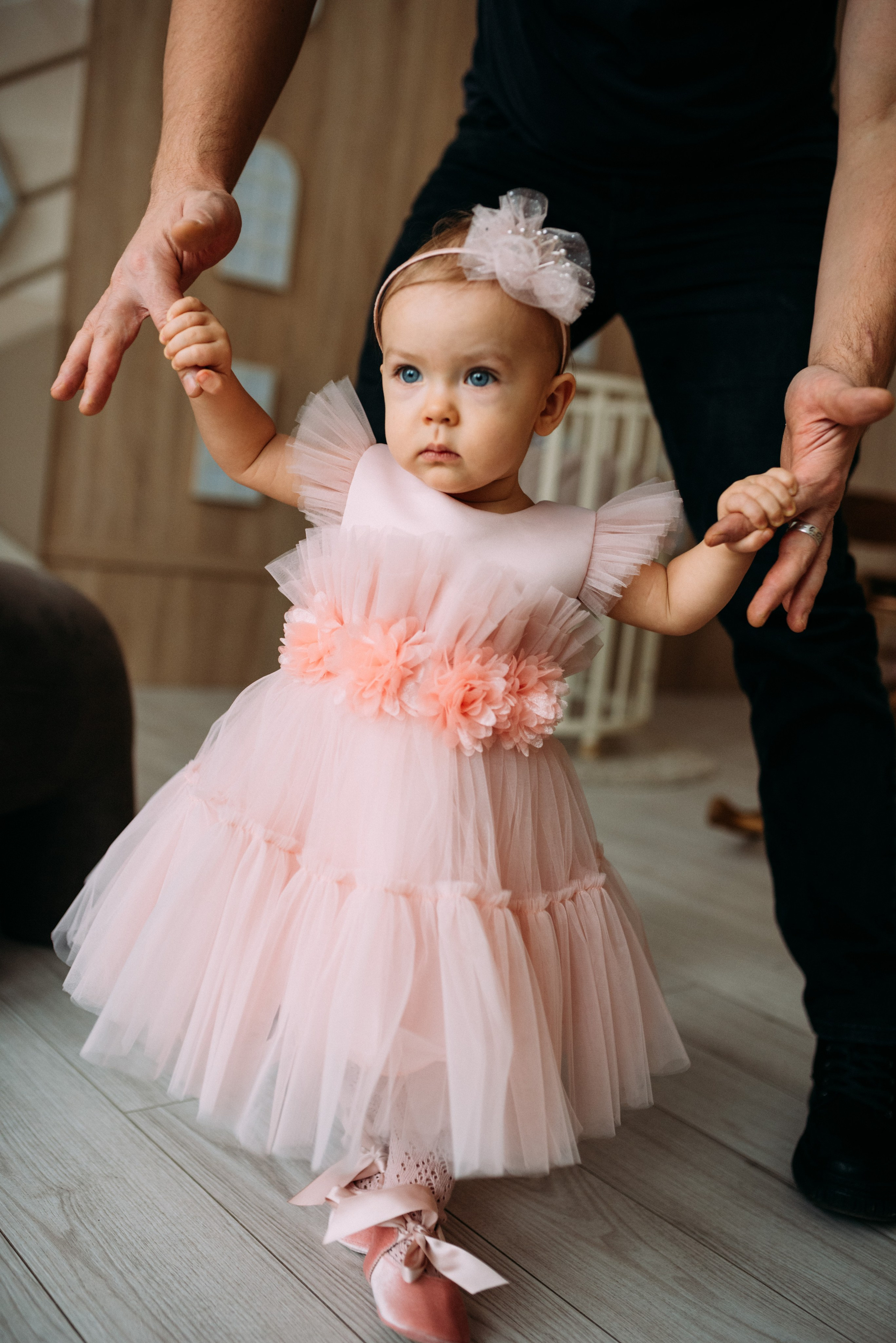 Анна, Мишель, Виктор — годовасие в студии