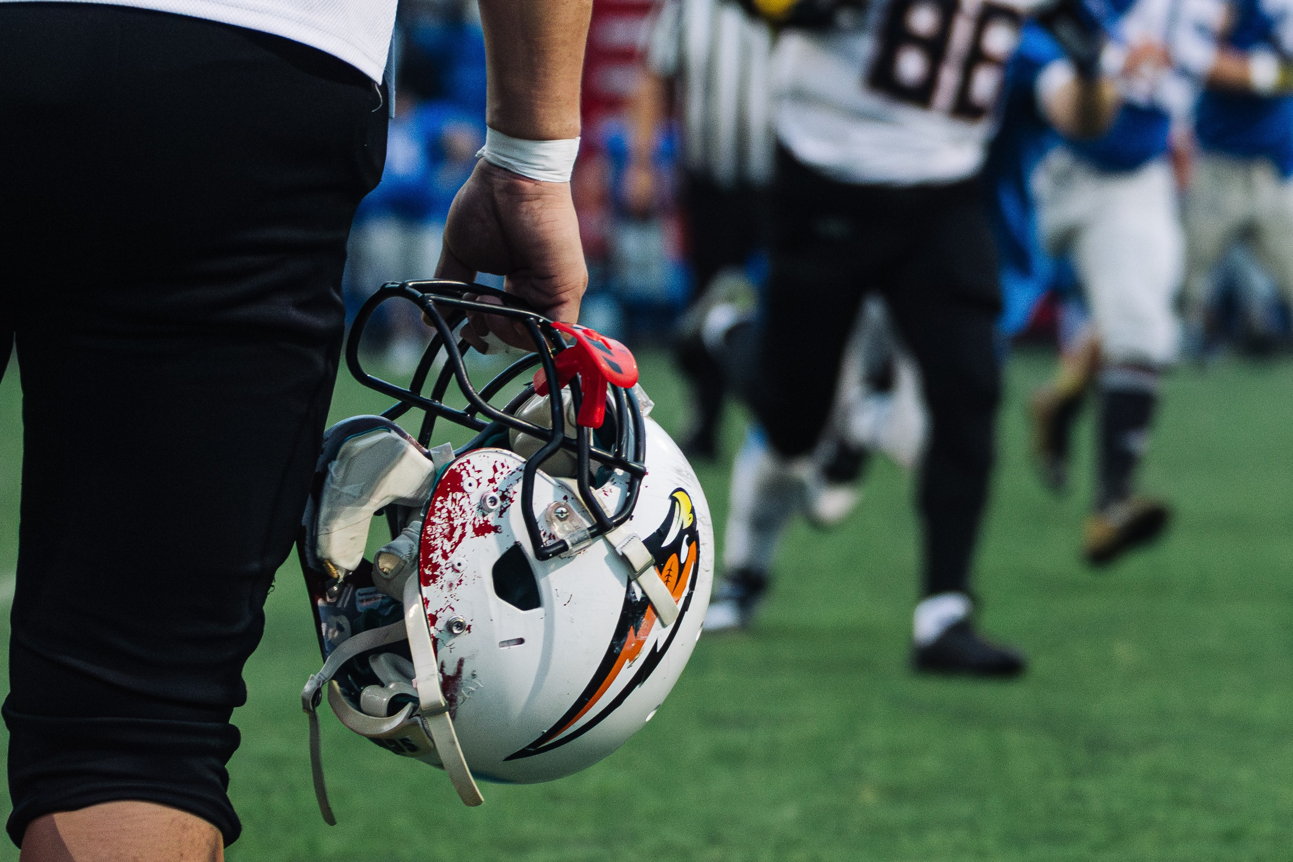 Спортивный фотограф Сергей Иванов — шлем игрока в американский футбол