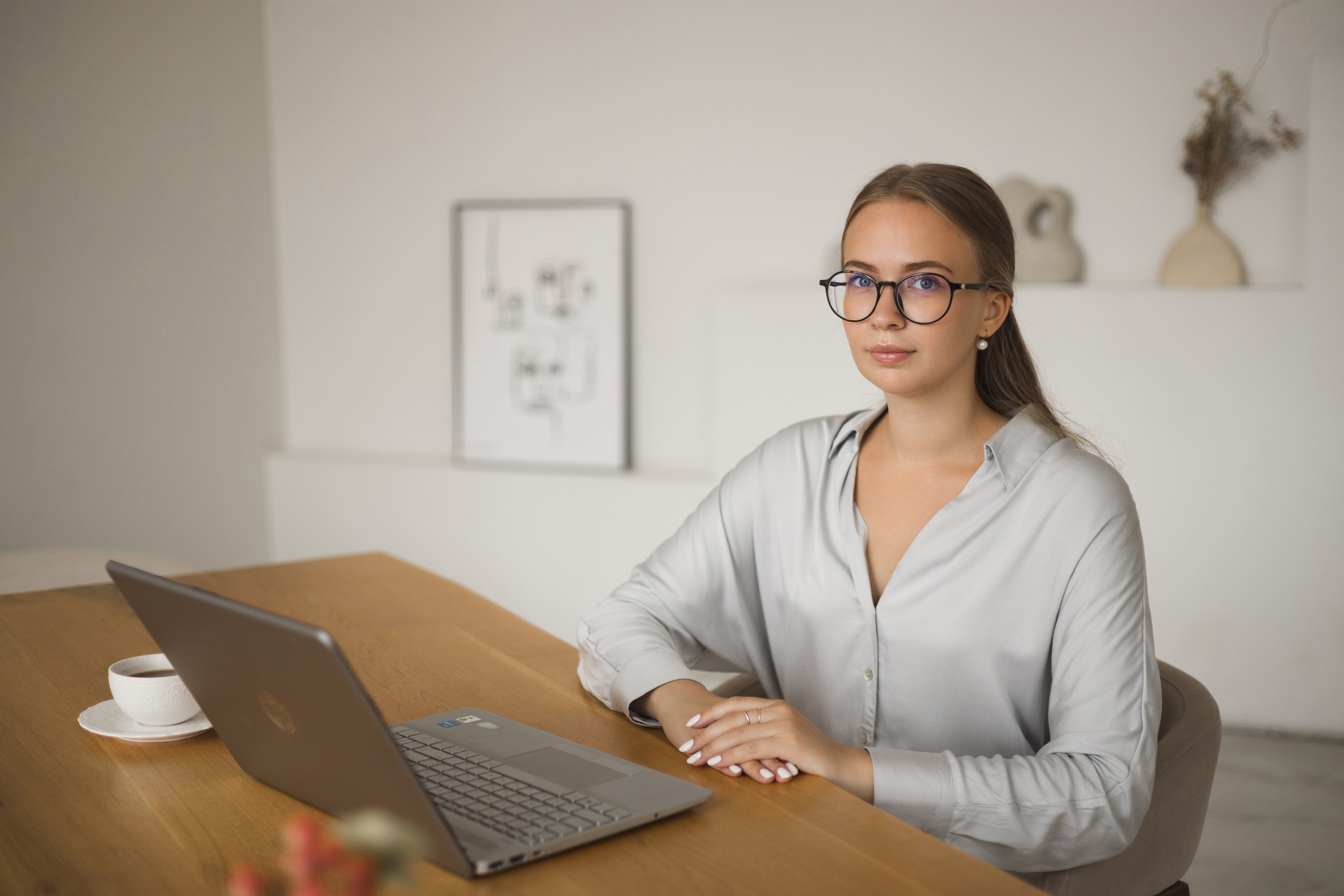 Деловой портрет. Портретный фотограф СПб, женский фотограф, минимализм и эстетика