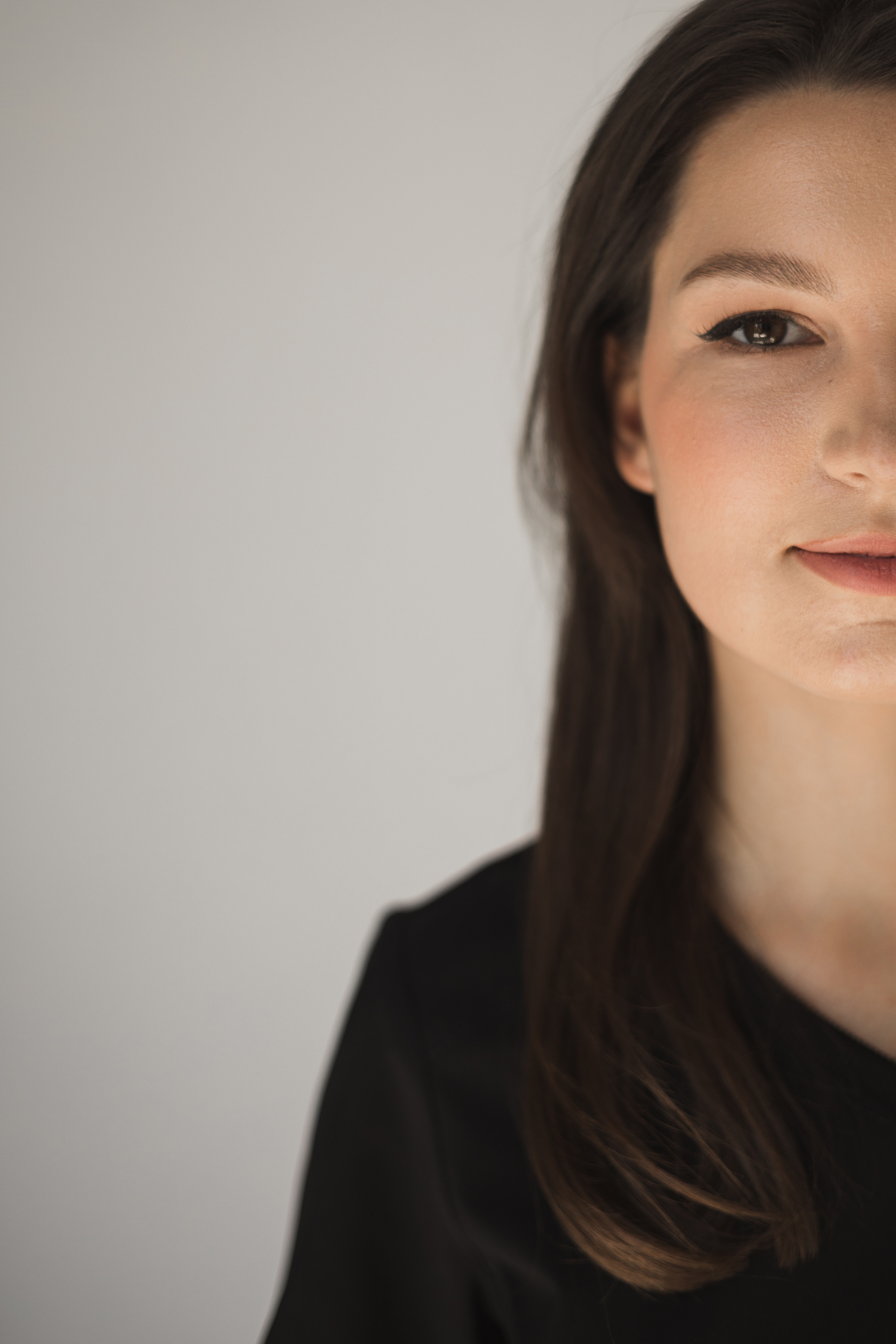 Стоматолог-ортодонт. Портретный фотограф СПб, женский фотограф, минимализм и эстетика