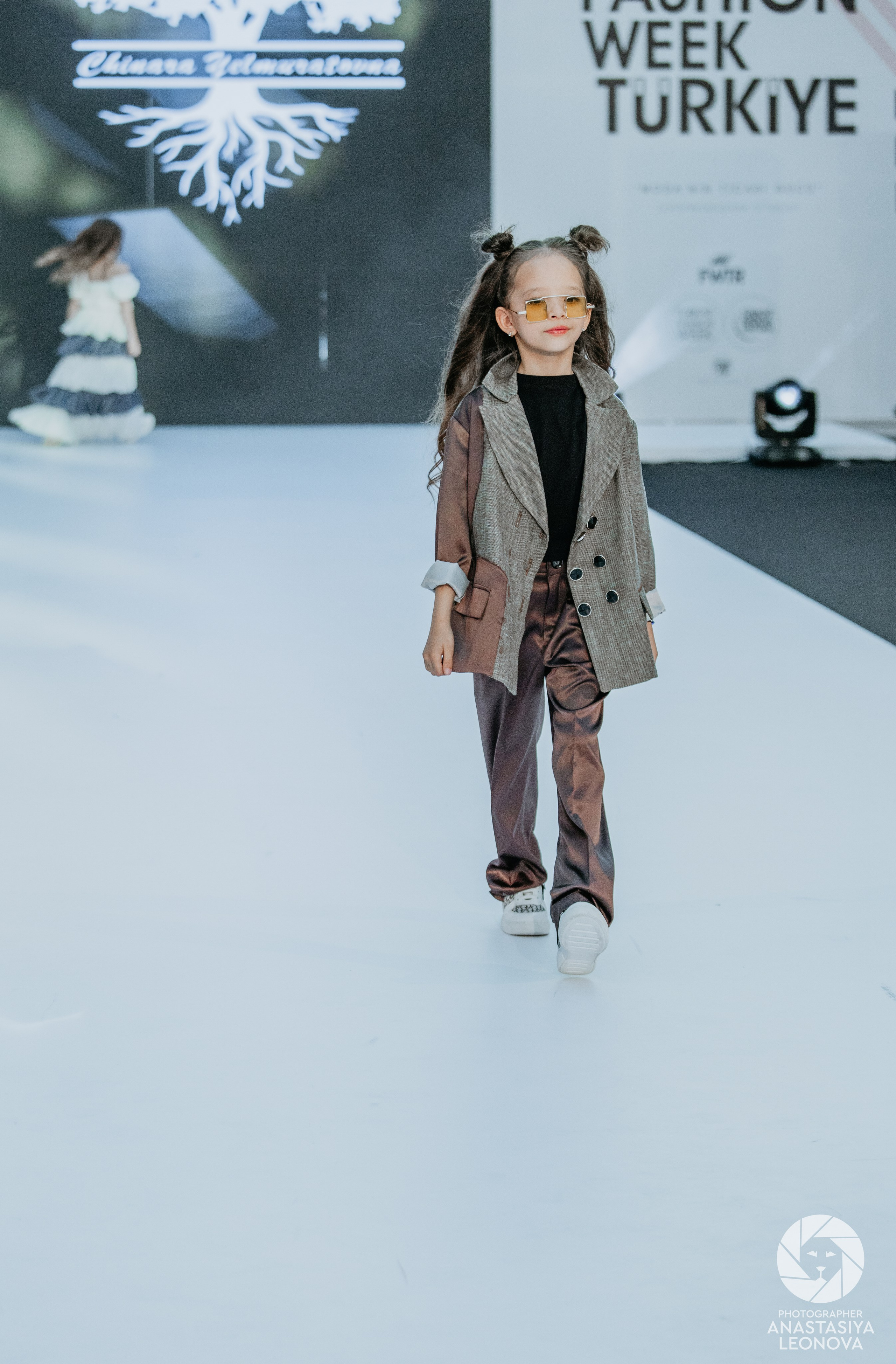 Fashion Week Türkiye [spring, 2025]. Anastasia Leonowa