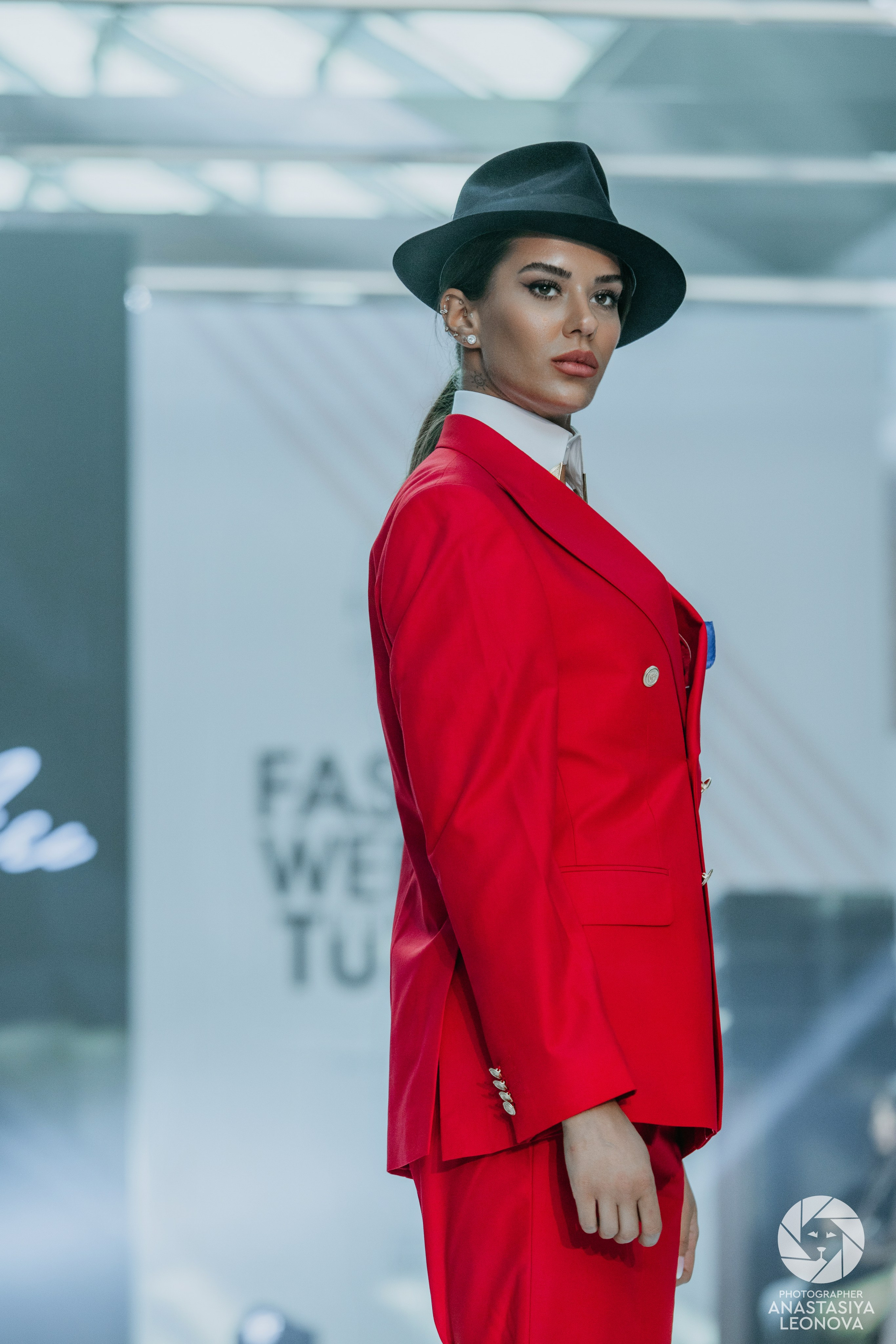 Fashion Week Türkiye [spring, 2025]. Anastasia Leonowa