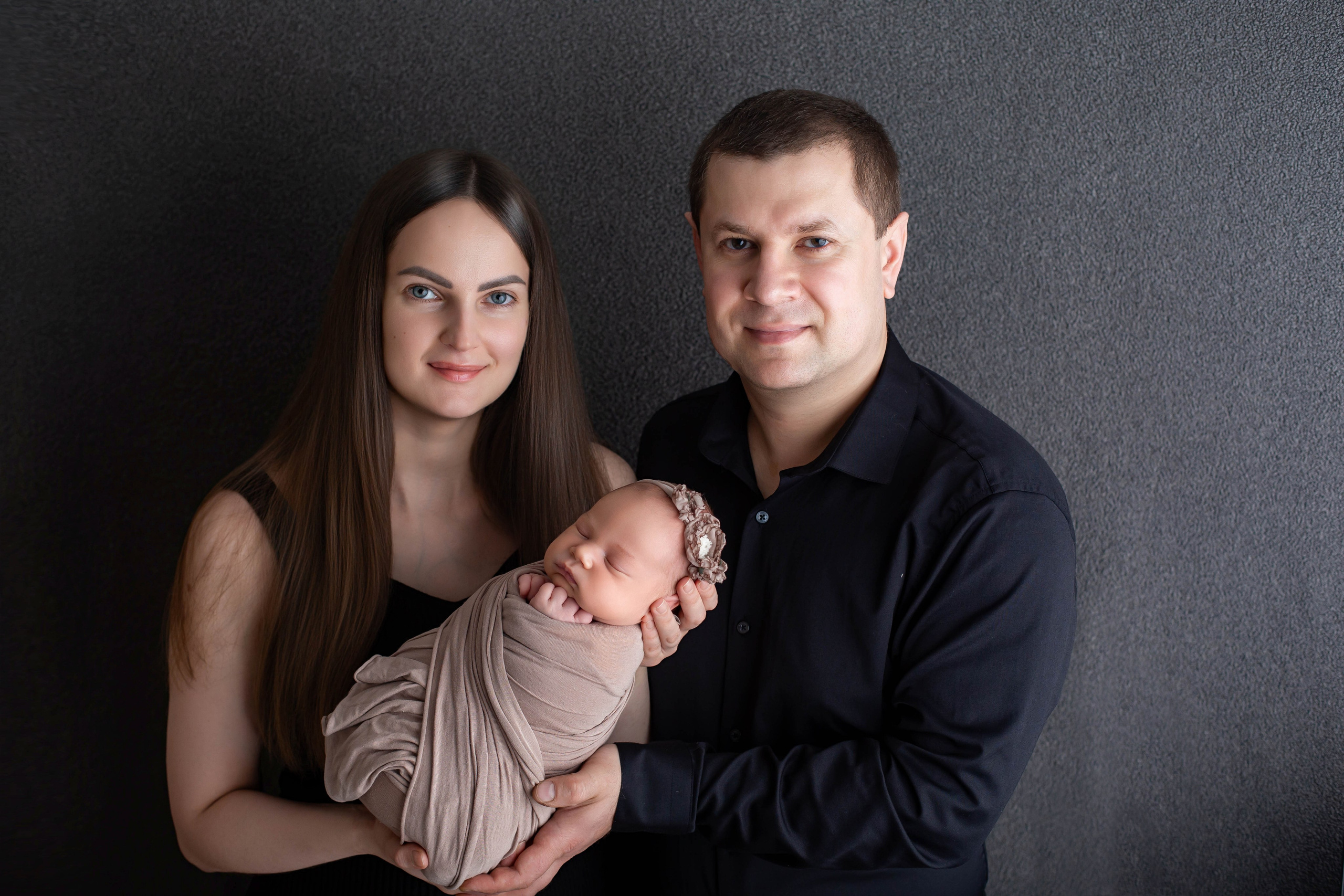 Фотографии новорожденных девочек. Семейный, детский фотограф в Великом Новгороде Юлия Федичева. Фотограф новорожденных