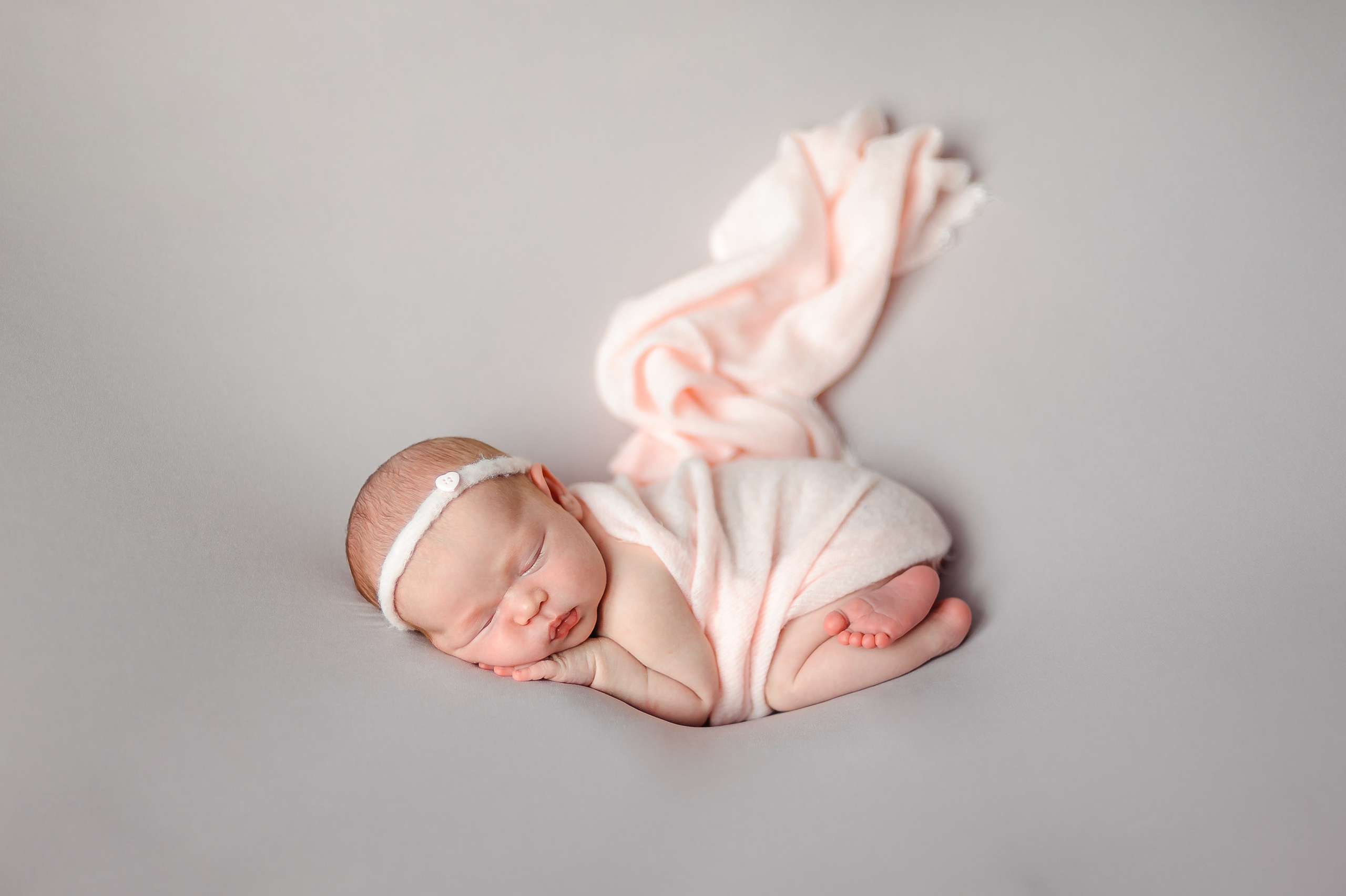 Амелия, 9 дней. Фотограф новорождённых в Йошкар-Оле Ильмира Сидоркина