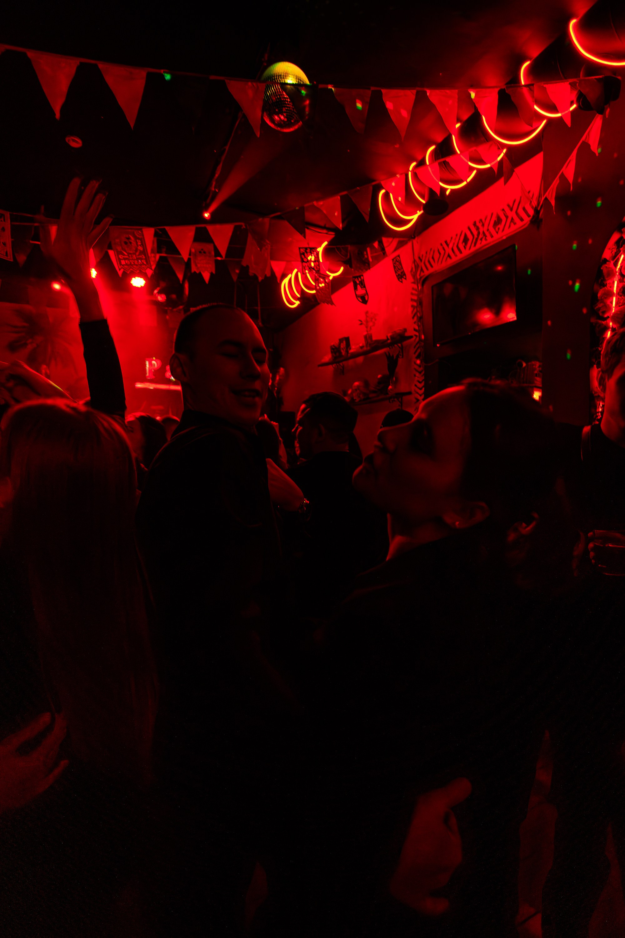 День влюблённых_El Pastor_Симферополь_14.02.2025. Аминов Руслан | Фотограф