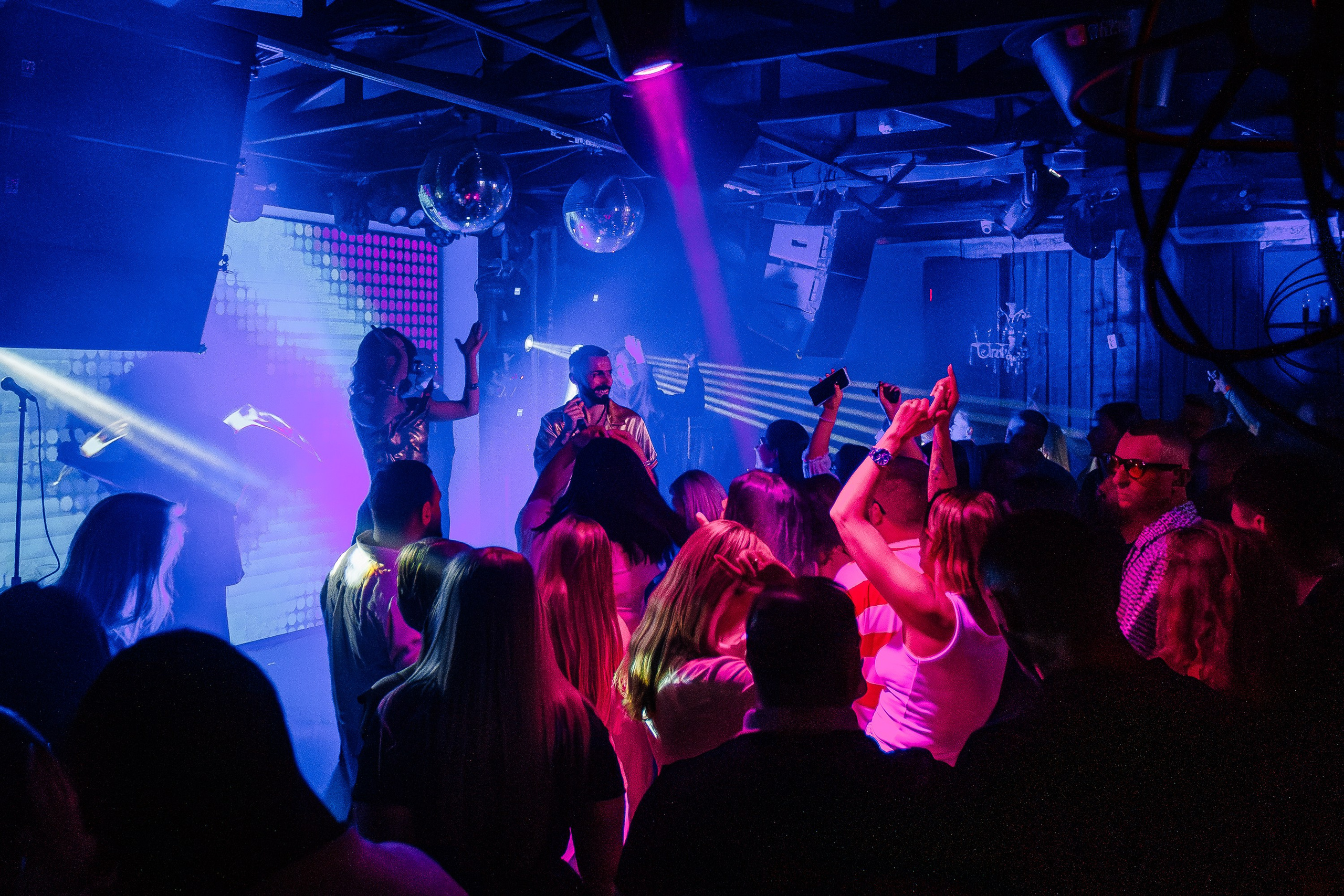 «АВРААМ РУССО"_Чайка на пляже_Ялта_21.06.2025. Аминов Руслан | Фотограф