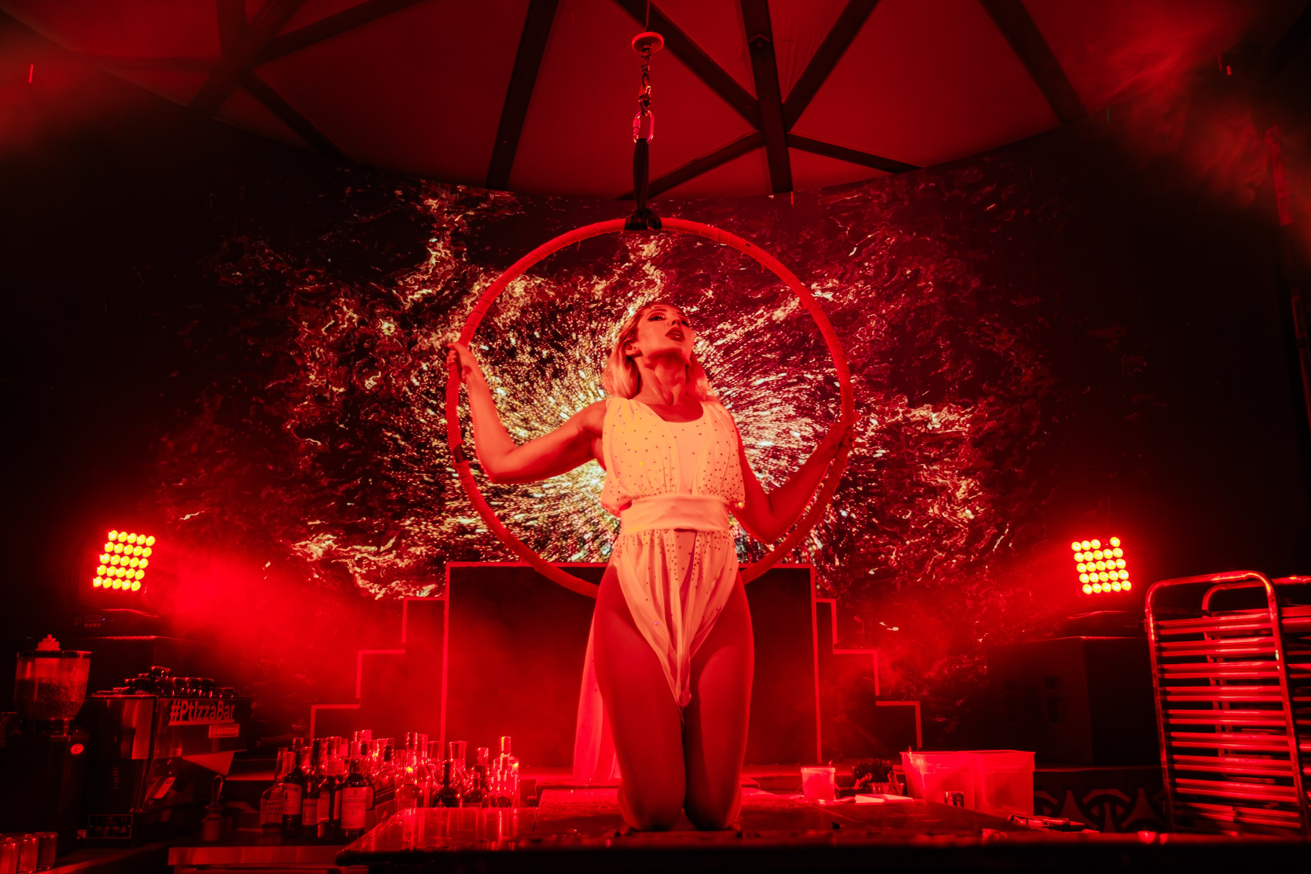 PTIZZA SHOW. Gold & Black in Ptizza Bar_Ялта_6.07.2025. Аминов Руслан | Фотограф