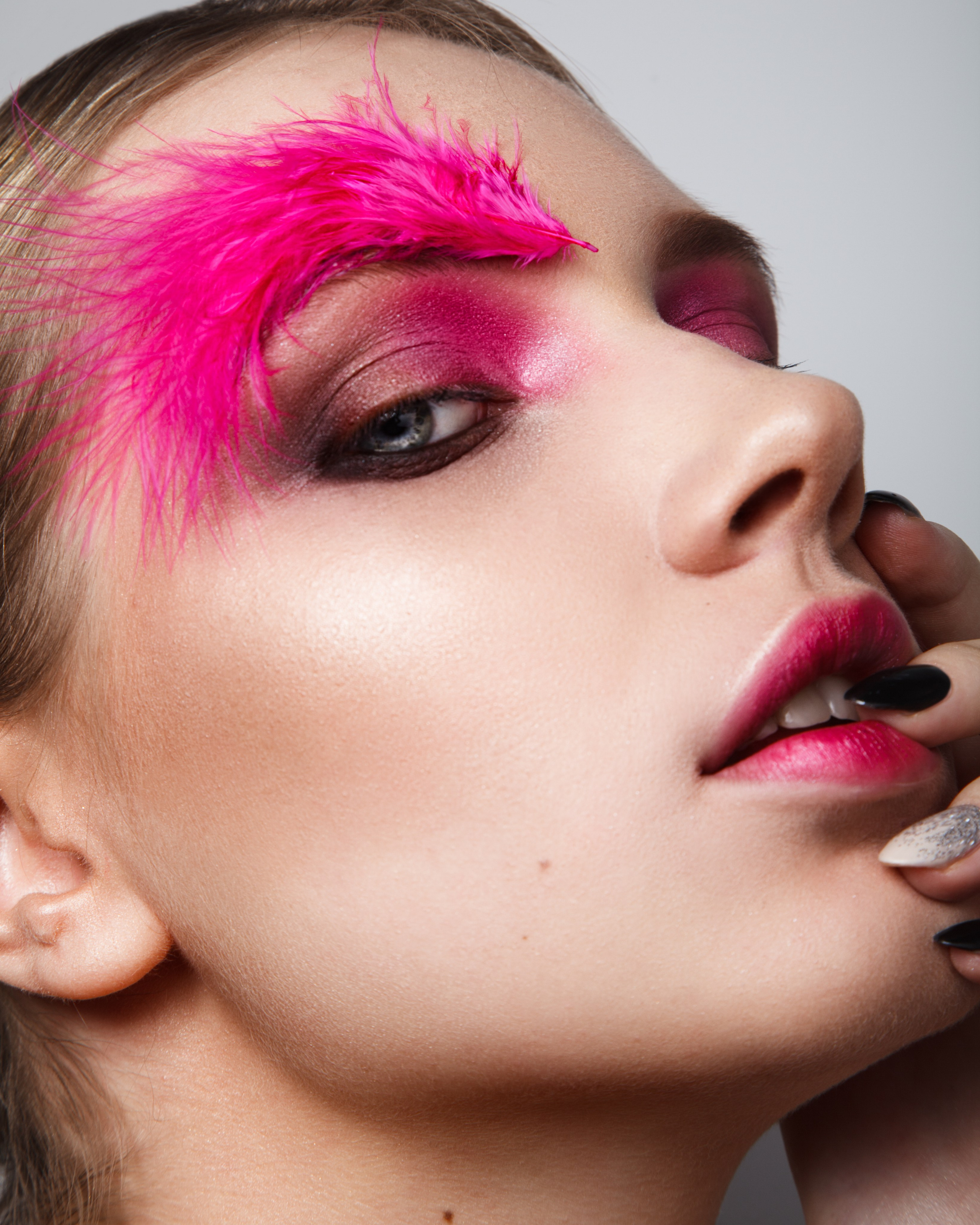 Бьюти съемки в Барнауле. Фотограф для бизнеса, маркетплейсов, контента и соцсетей в Барнауле Савинкова Виктория