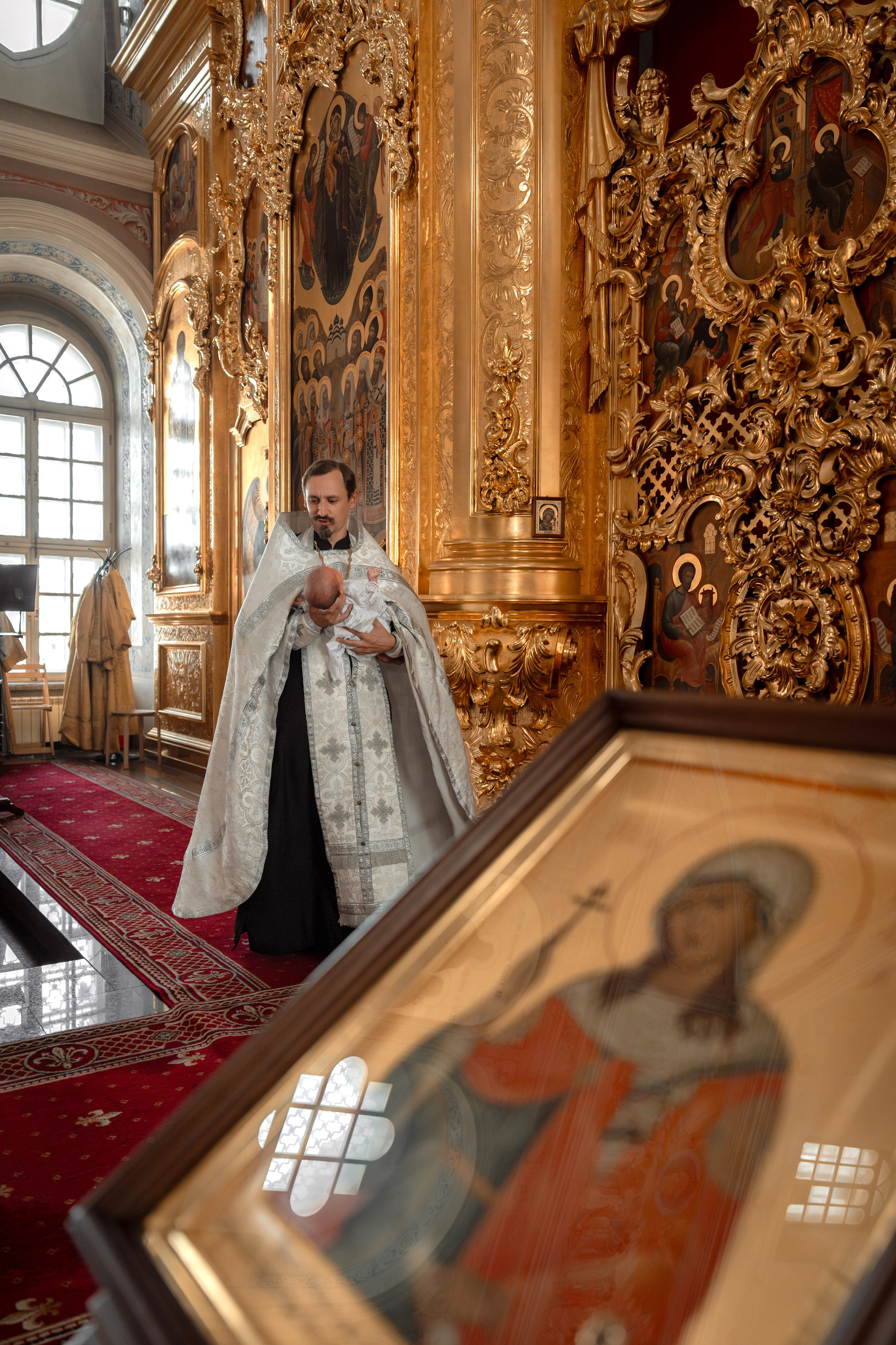 Крещение Василисы в Храме Николая Чудотворца в Заяицком. Фото- и видеосъёмка крещения и венчания. Фотограф на крещение Москва