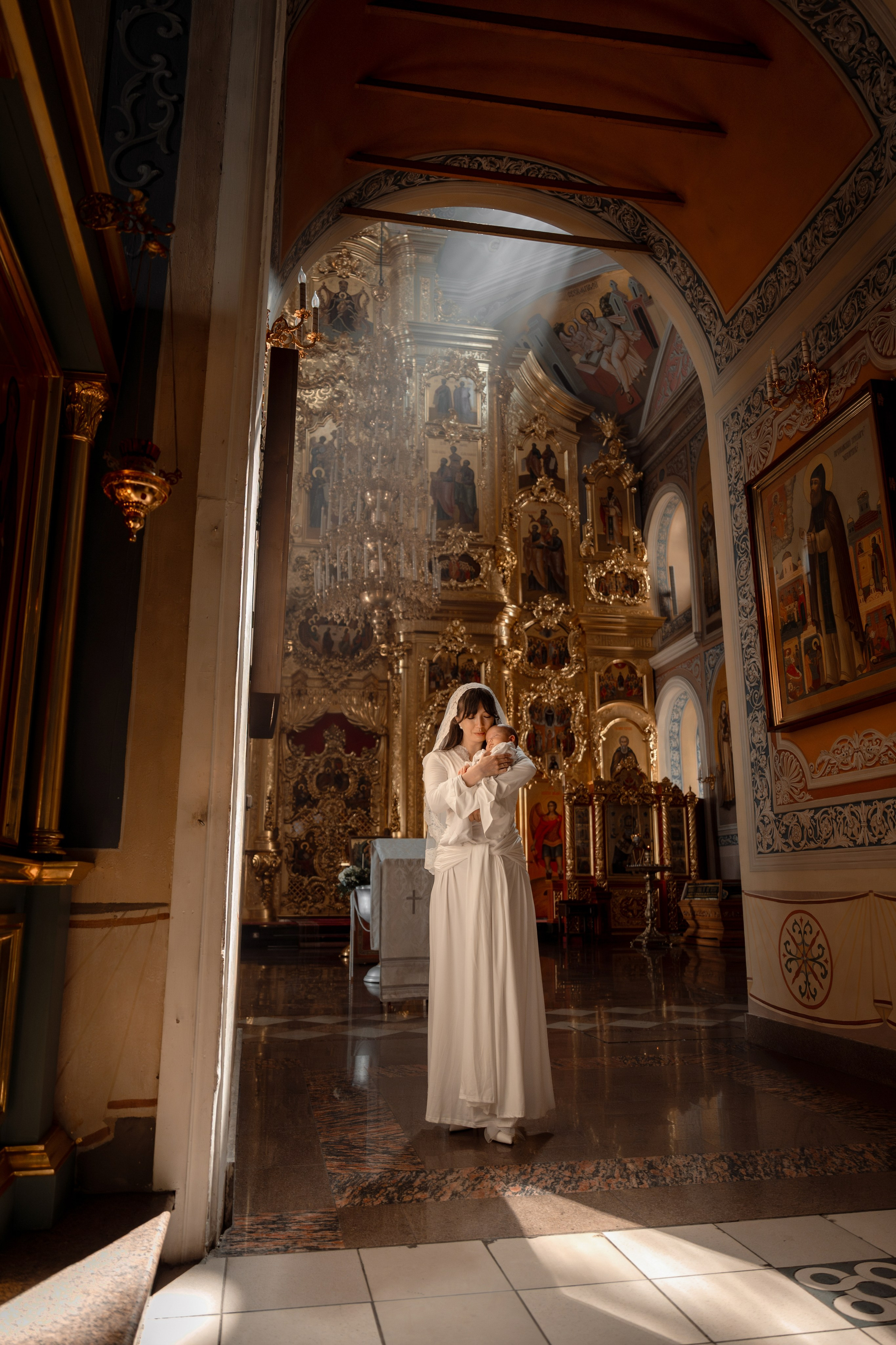 Крещение Василисы в Храме Николая Чудотворца в Заяицком. Фото- и видеосъёмка крещения и венчания. Фотограф на крещение Москва