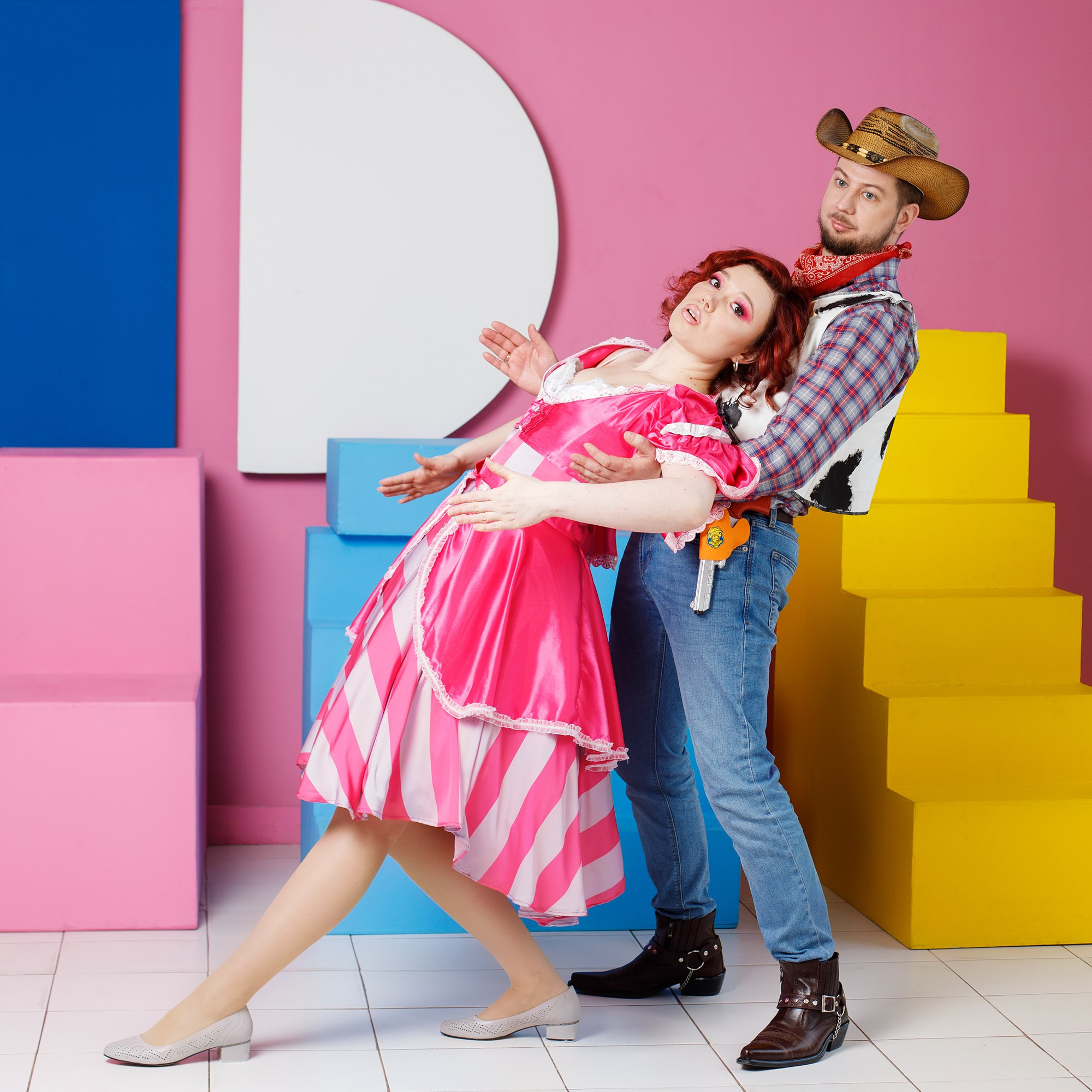 Семейная фотосессия «История игрушек». Необычные портретные фотосессии под ключ в Москве