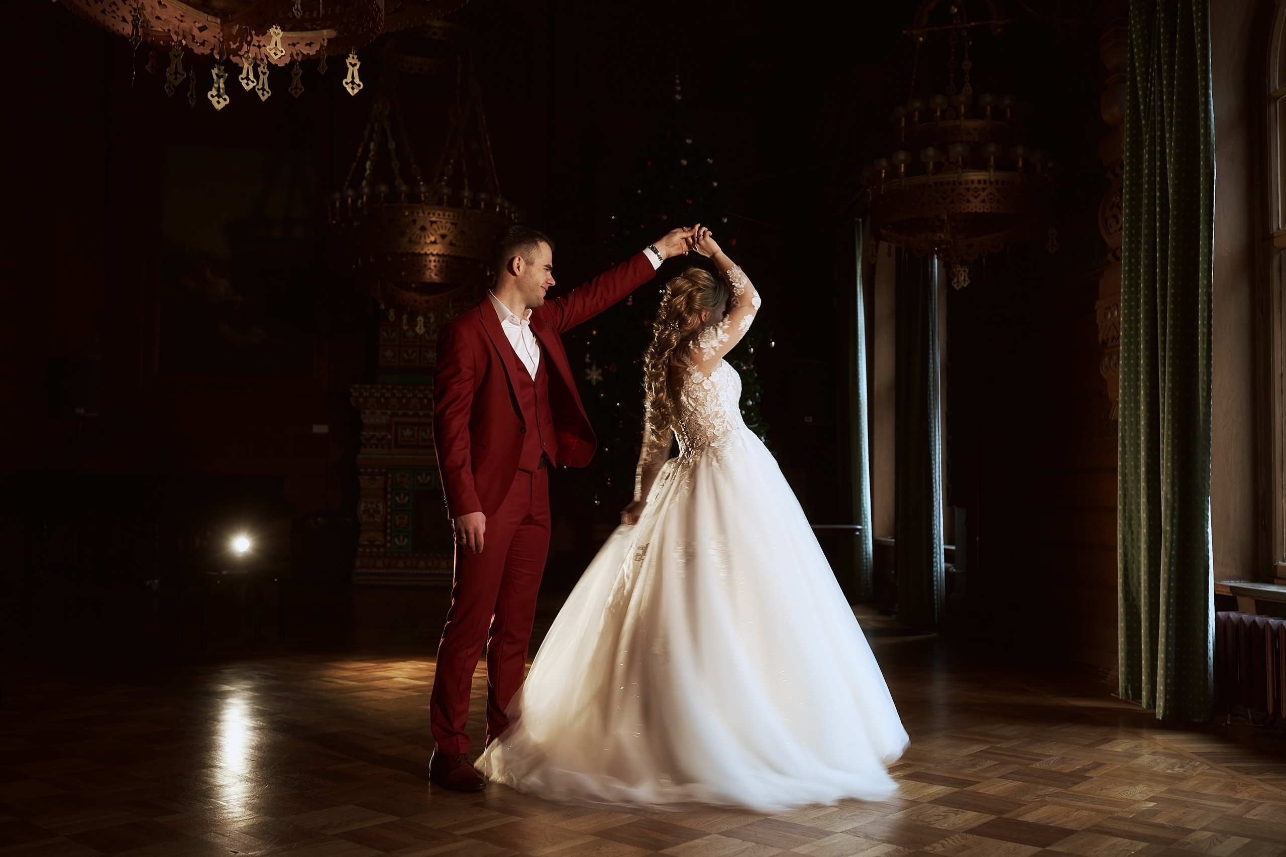 Свадьба Кировский ЗАГС и Дом Ученых. Фотограф в Санкт-Петербурге Знаменская Ирина