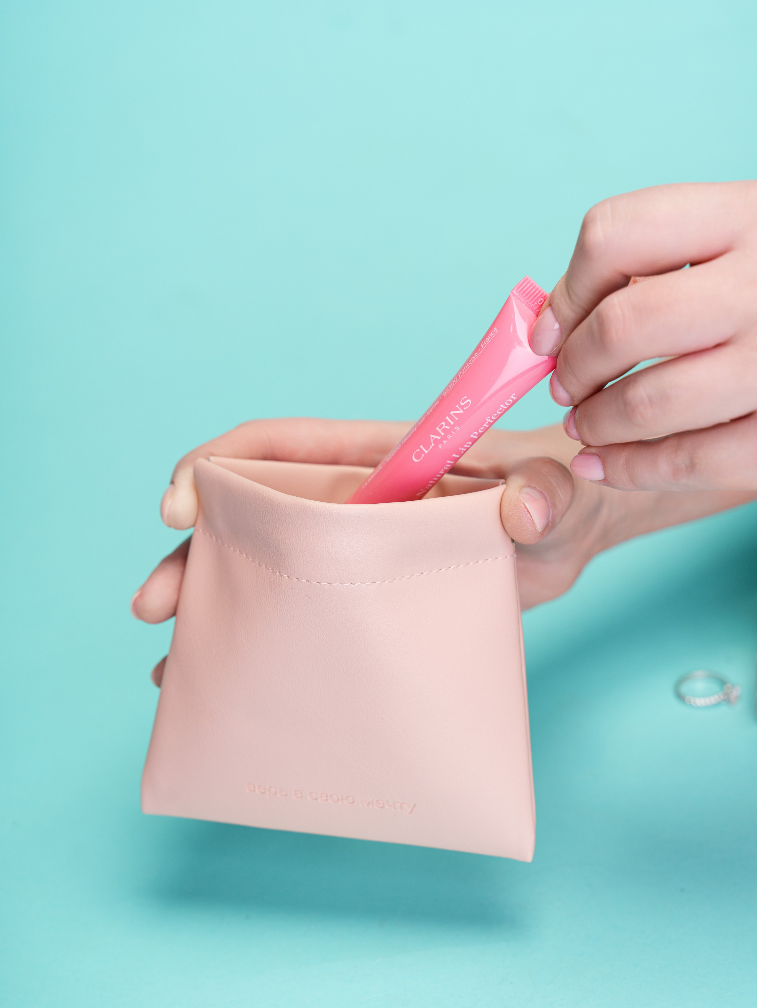 Косметички для WB. Портретный и Контент фотограф Григорий Семенов (Grifon) в Ижевске