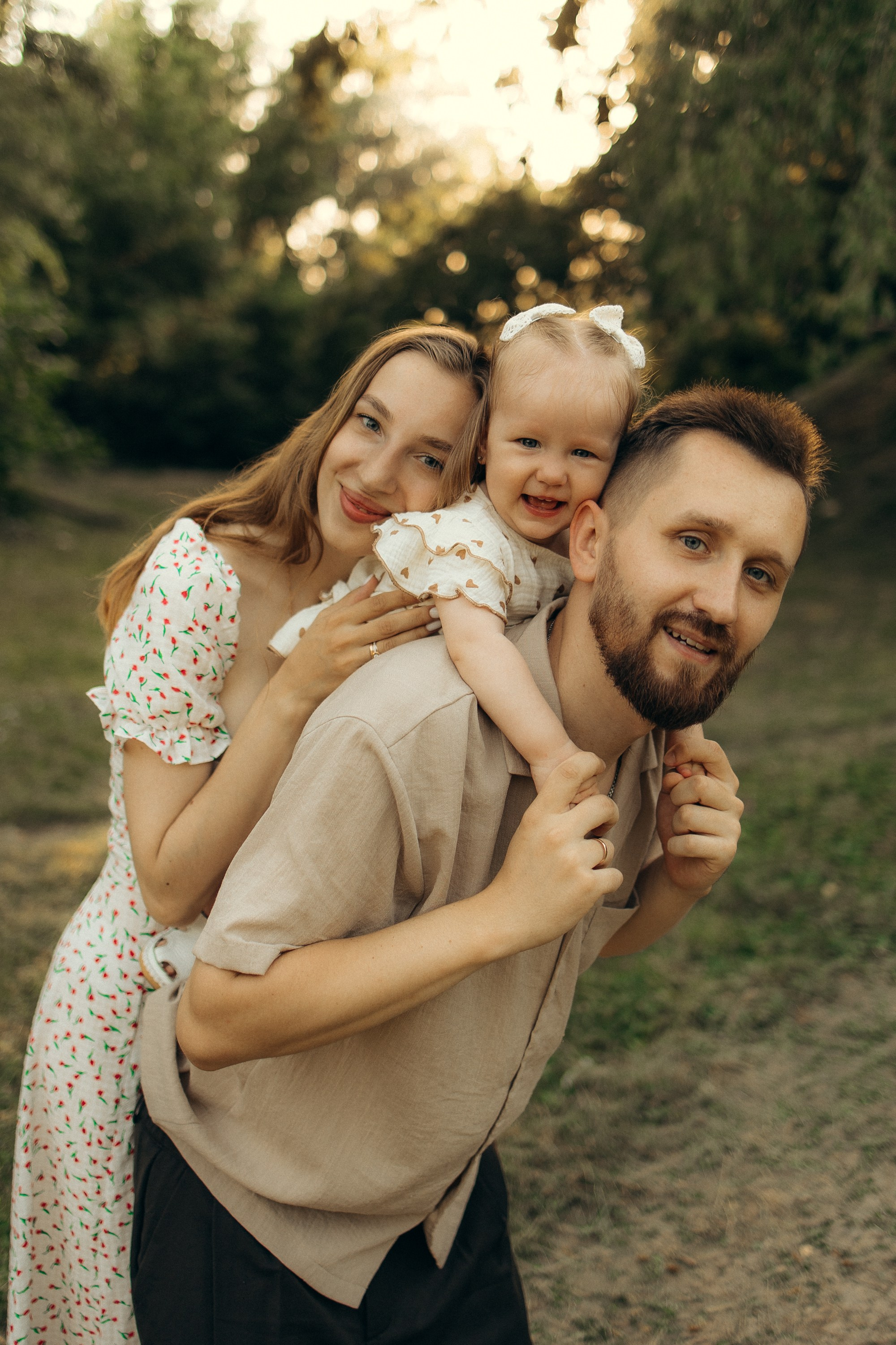 Игорь, Мария и Анютка — дендрарий. Семейный фотограф в Краснодаре Храмова Анна