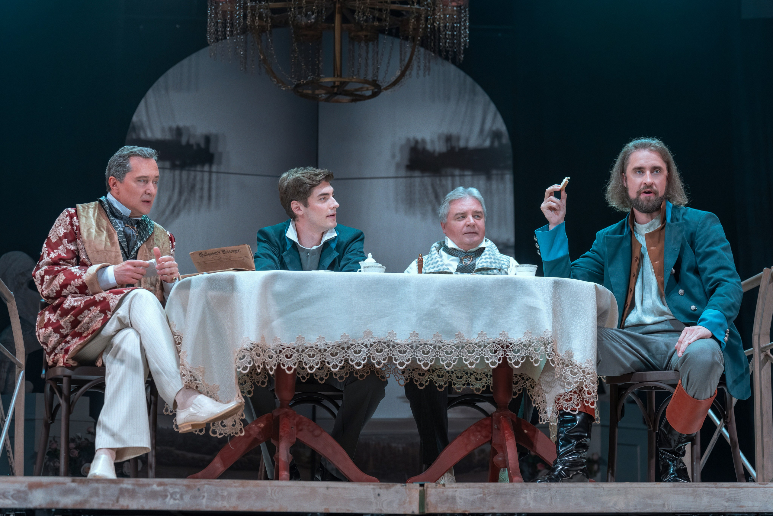 Театр Роста: Отцы и Дети. Сайт фотографа Сергея Абрамова