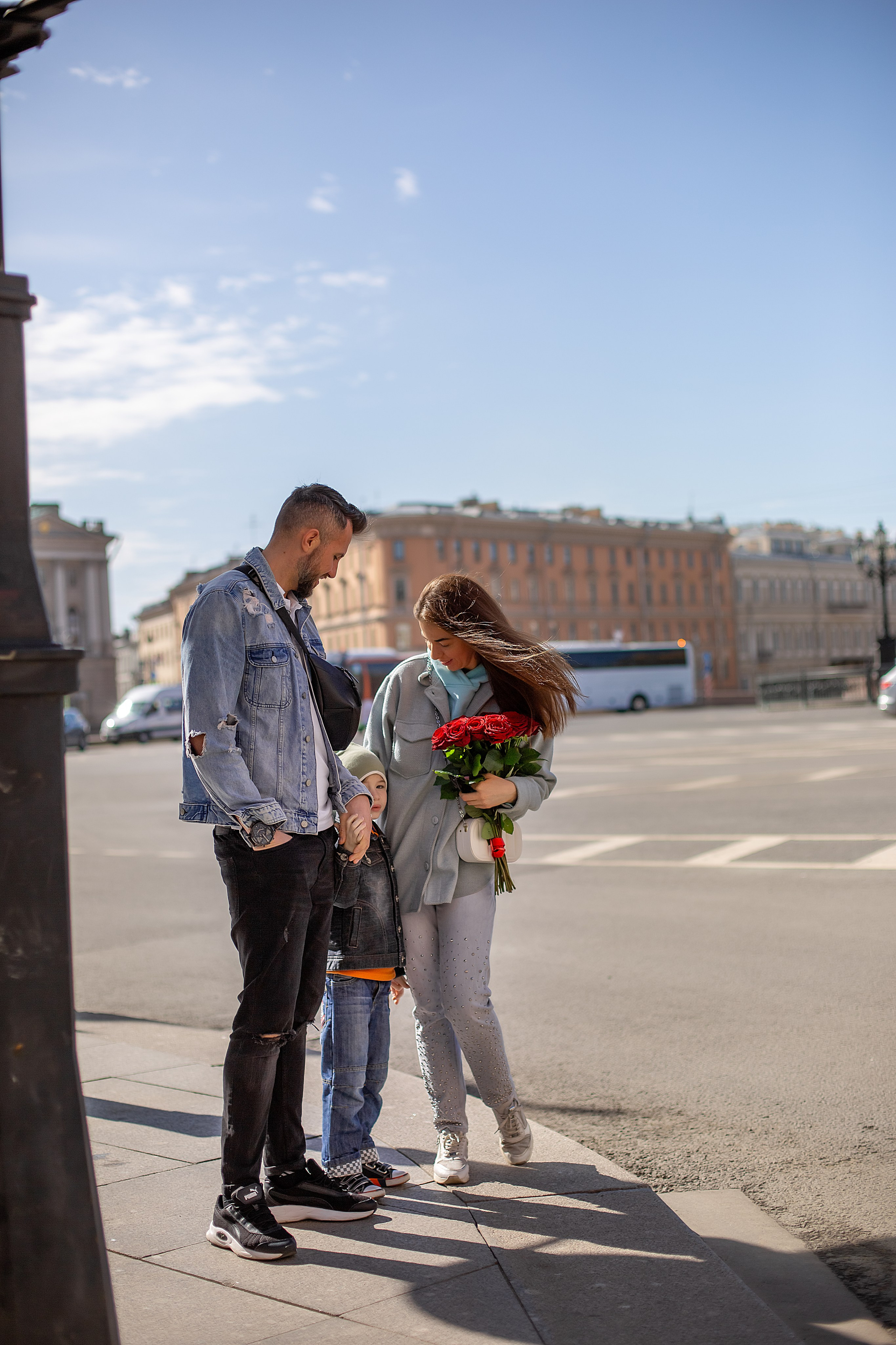 Семейная фотопрогулка. Фотограф Анастасия, СПб: живые семейные и женские фотосессии без позирования, наполненные эмоциями