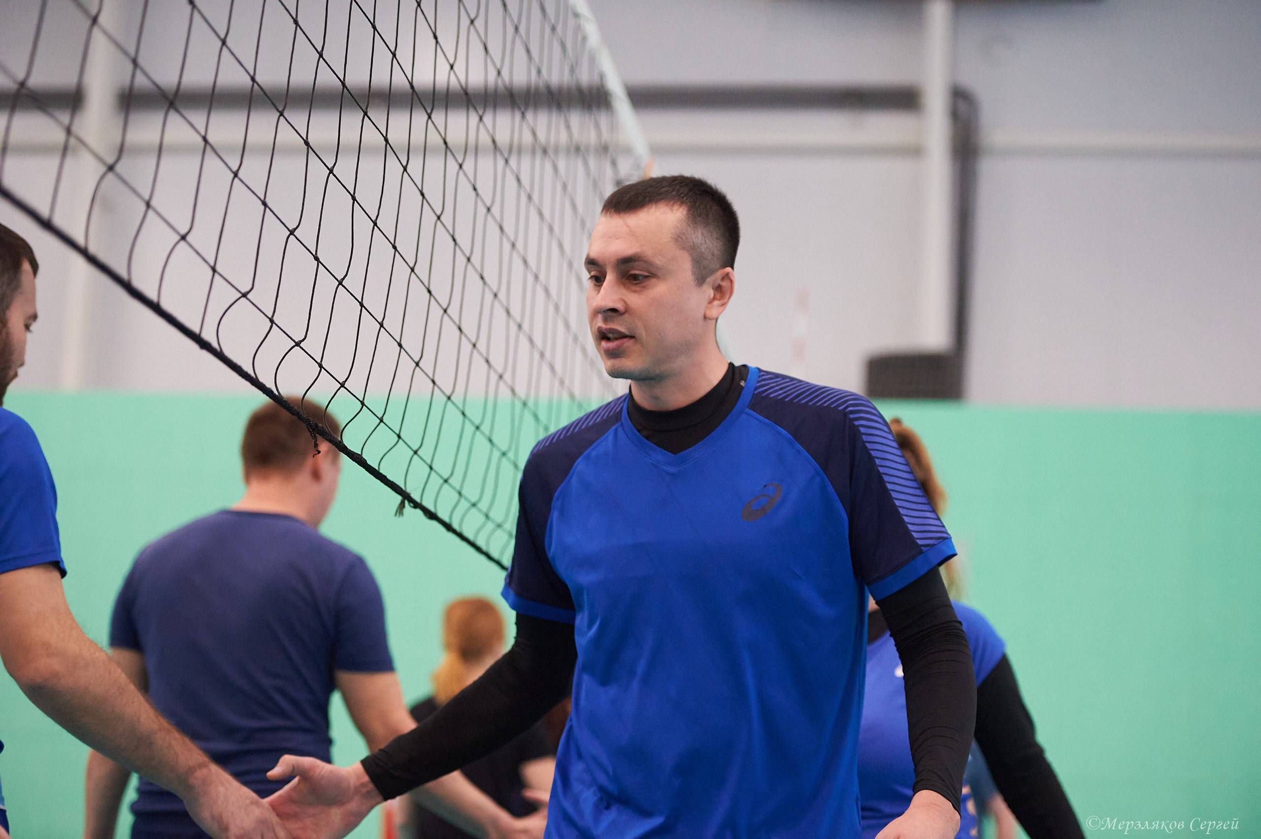 Новогодний волейбольный турнир. Ижевск. 16.12.23. Спортивный репортажный фотограф в Ижевске Сергей Мерзляков