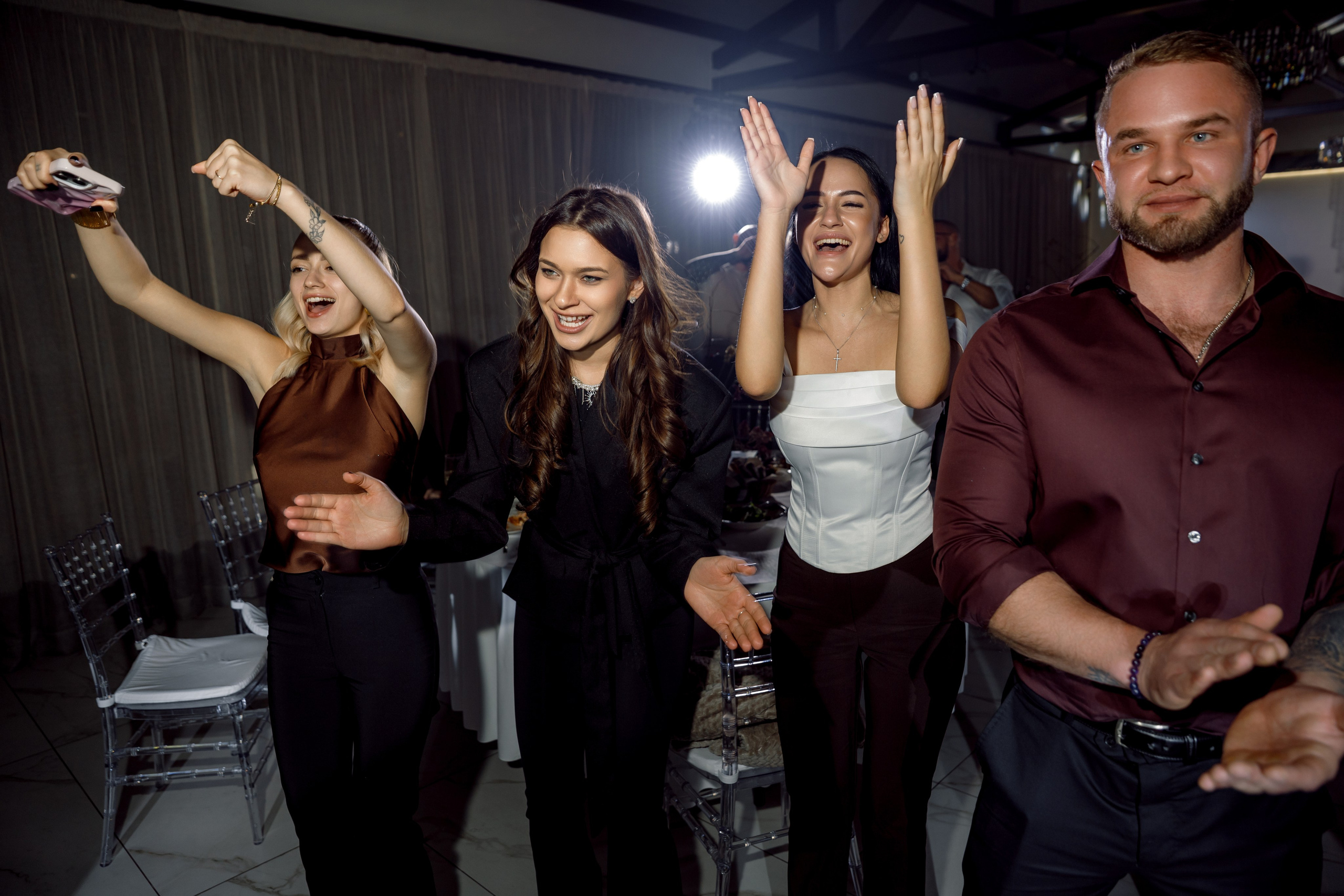 Роман и Елизавета. Свадебный фотограф Иркутск, репортажный фотограф Иркутск