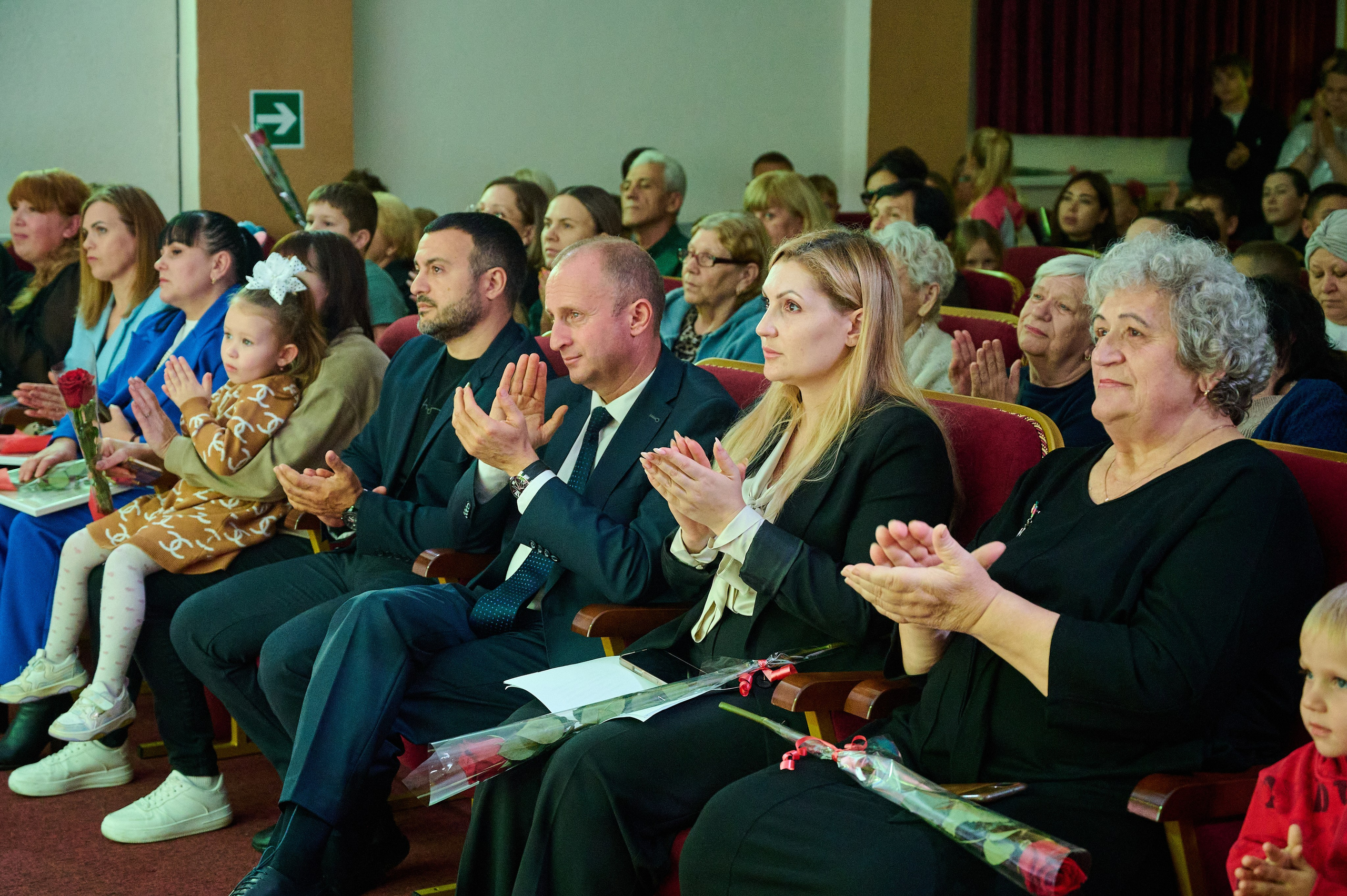 День матери Виноградный. Жизнь курорта Кабардинка в фотографиях