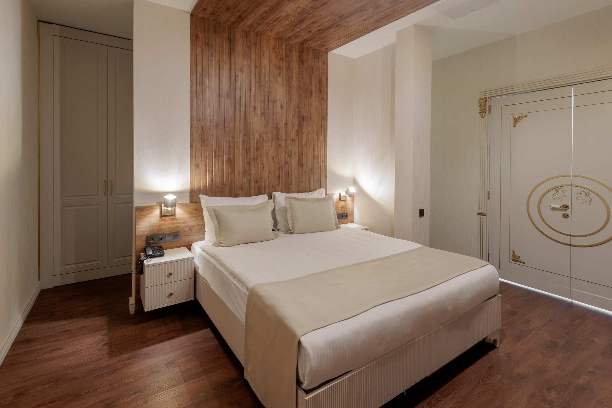 SKY TOWER (METRO CITY). Режиссёр, клипмейкер, фотограф — Андрей Охота