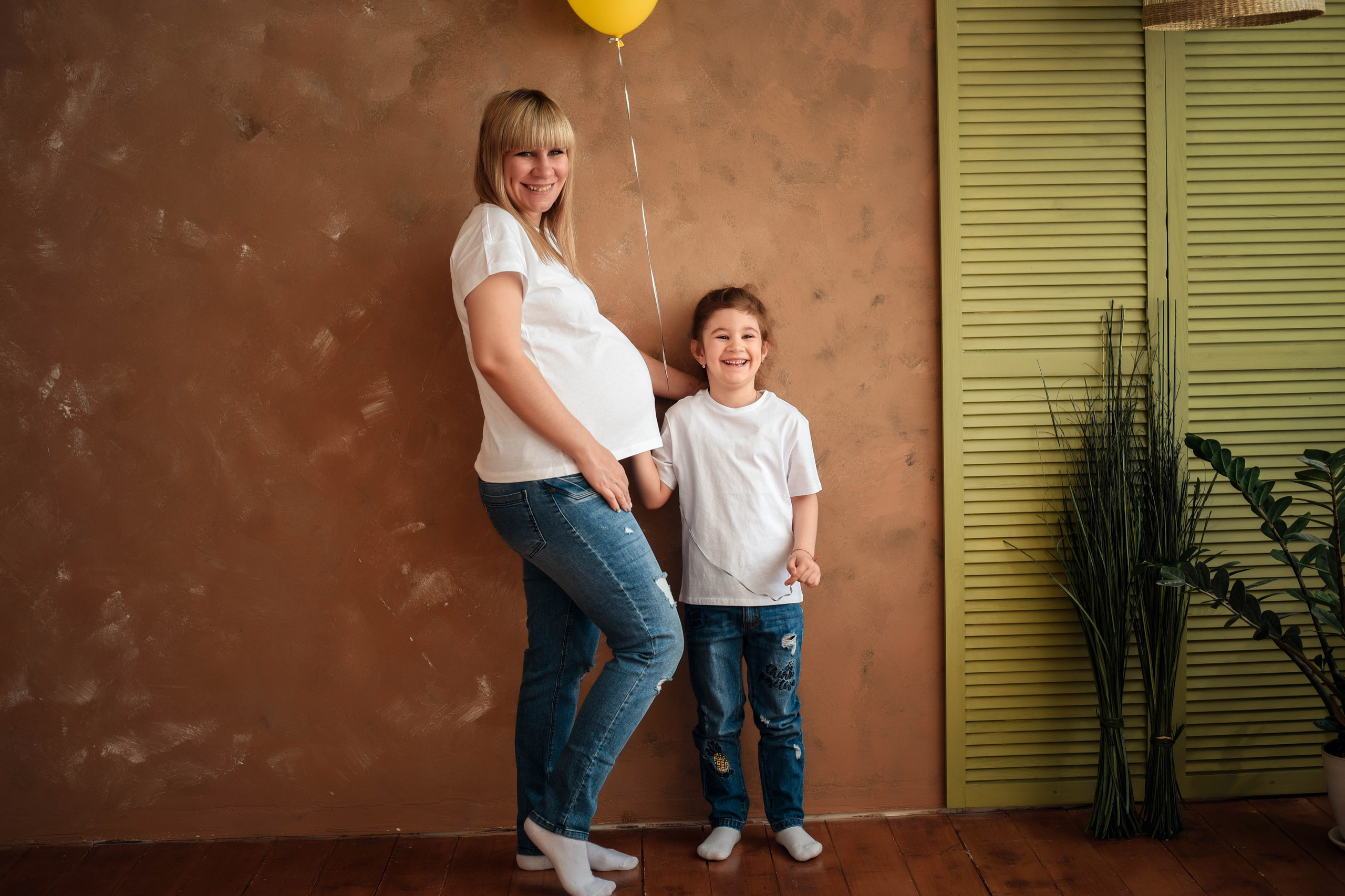 Фотосессия беременности (семейная съемка). Свадебный, семейный, детский, контент фотограф в Омске Максим Ильин