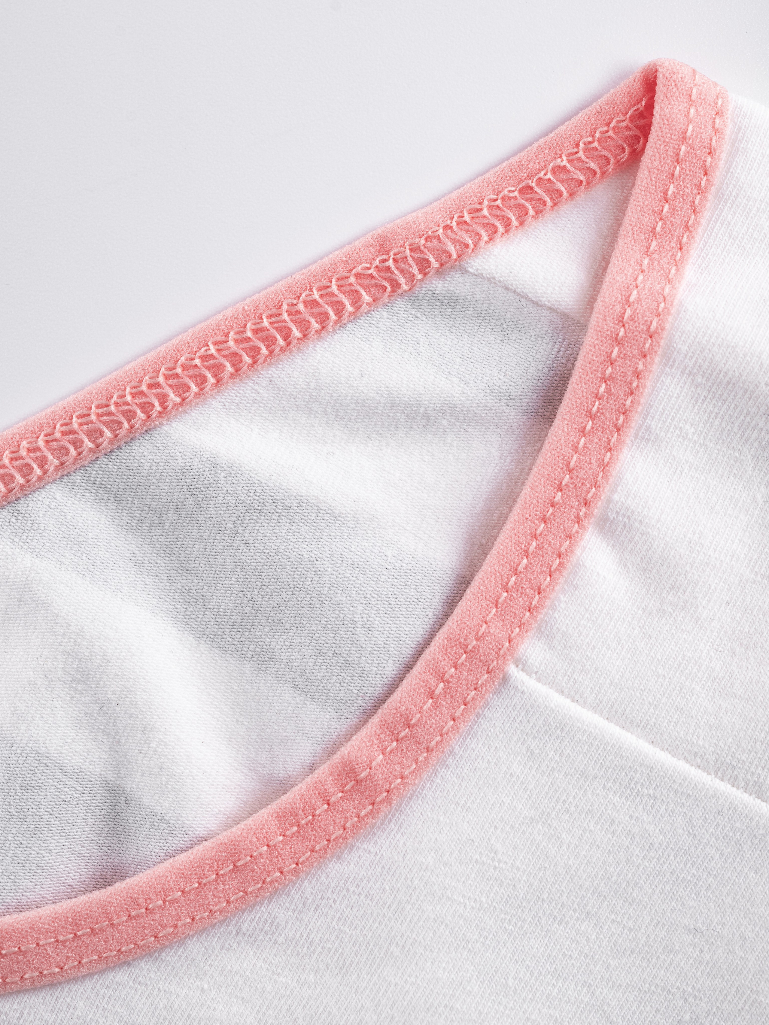 Детские трусики. Предметный фотограф, фото для маркетплейсов Пятигорск, КМВ