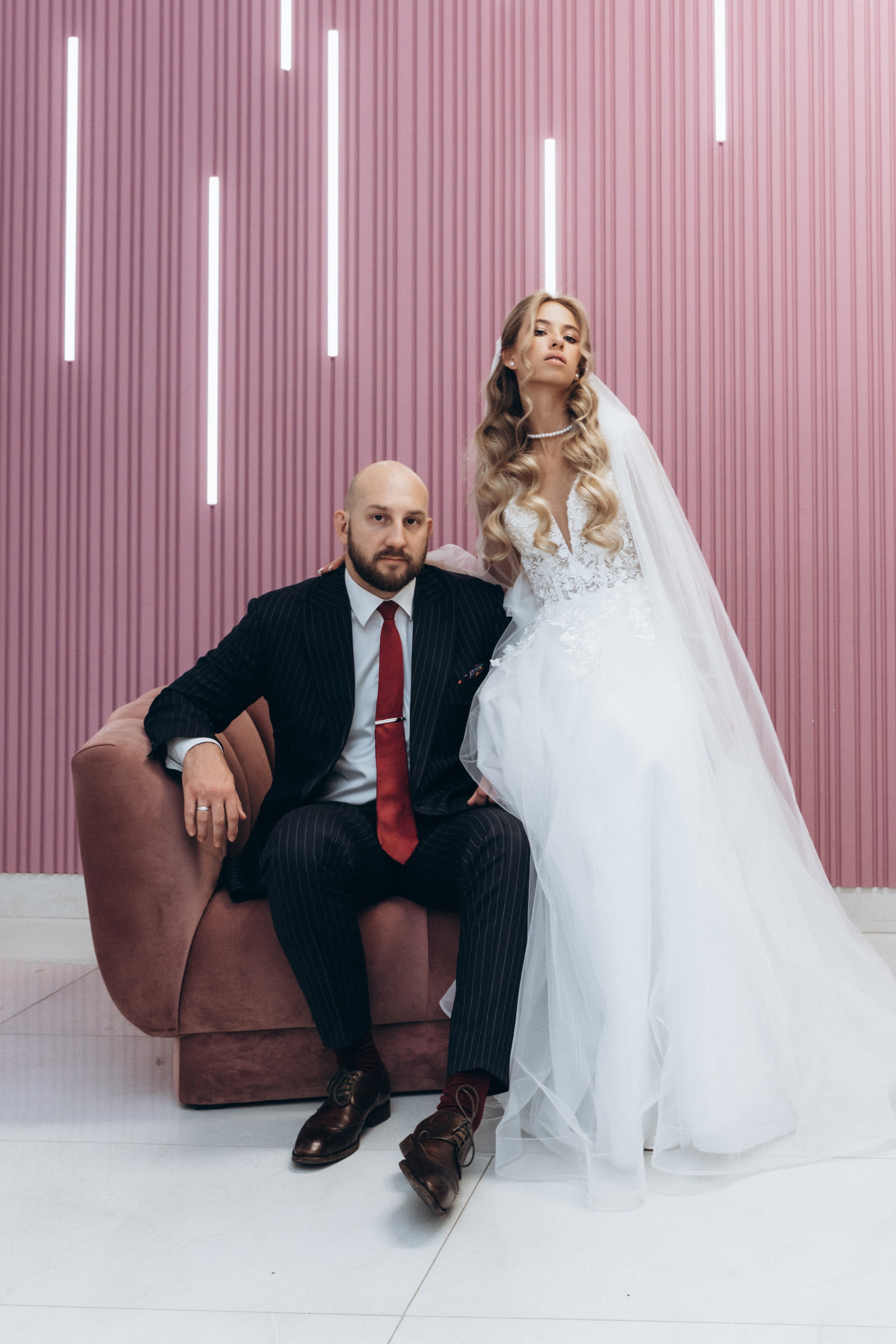 Утро и роспись Виктора и Марии. Ваш фотограф в Одинцовском районе и Москве