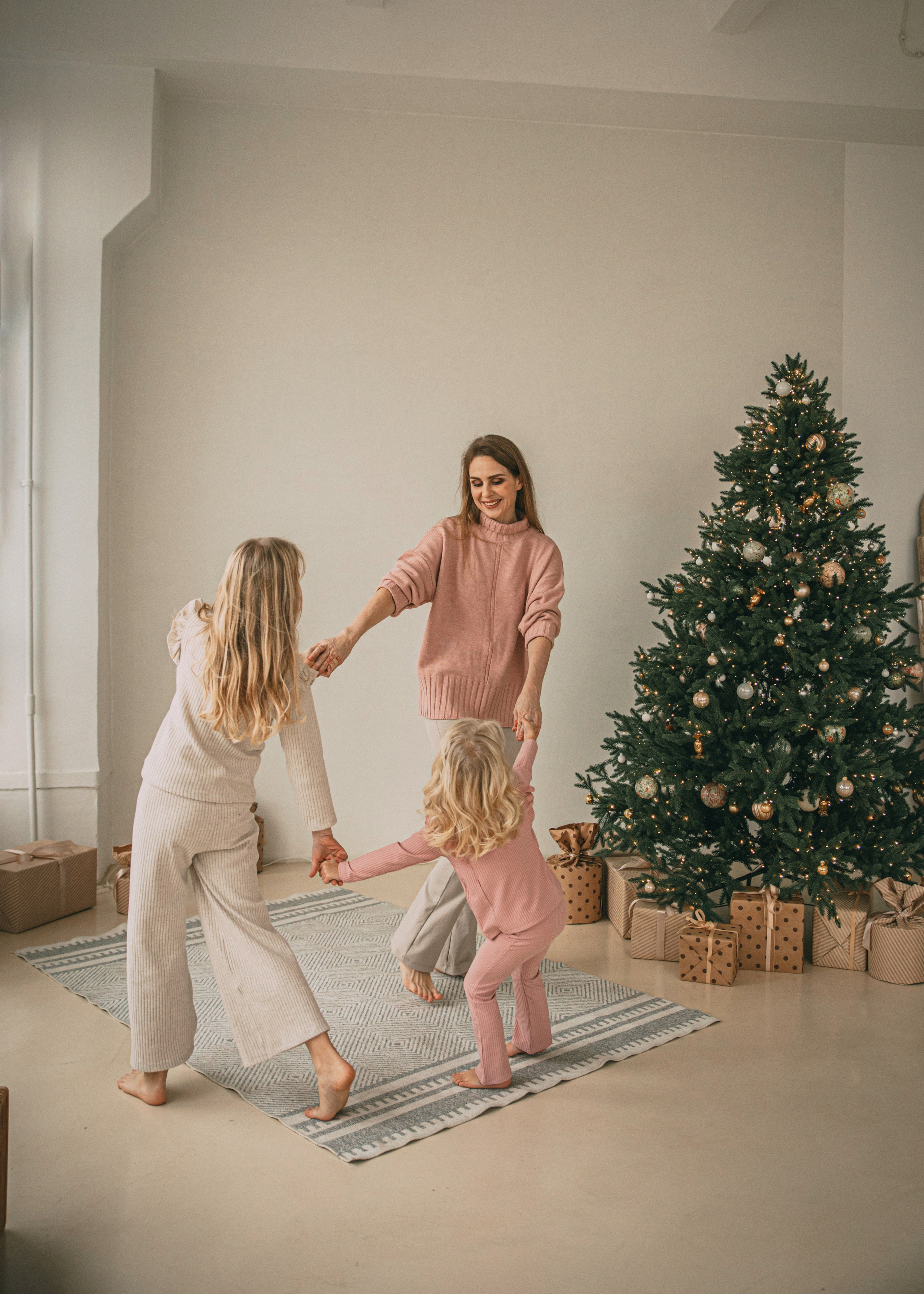 Олеся, Лера и Полина. Семейный фотограф В Москве Александра Дейкун